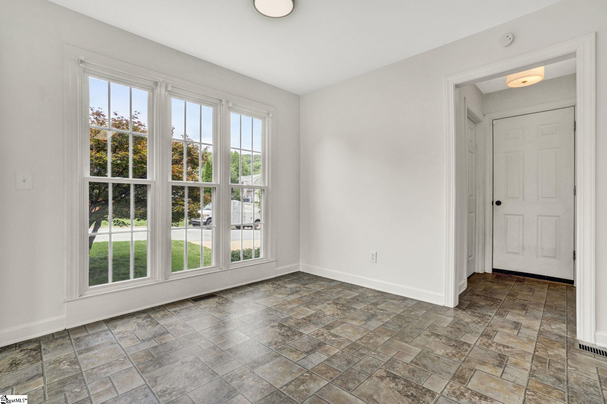 9 Mountainside Way Greenville, SC 29609