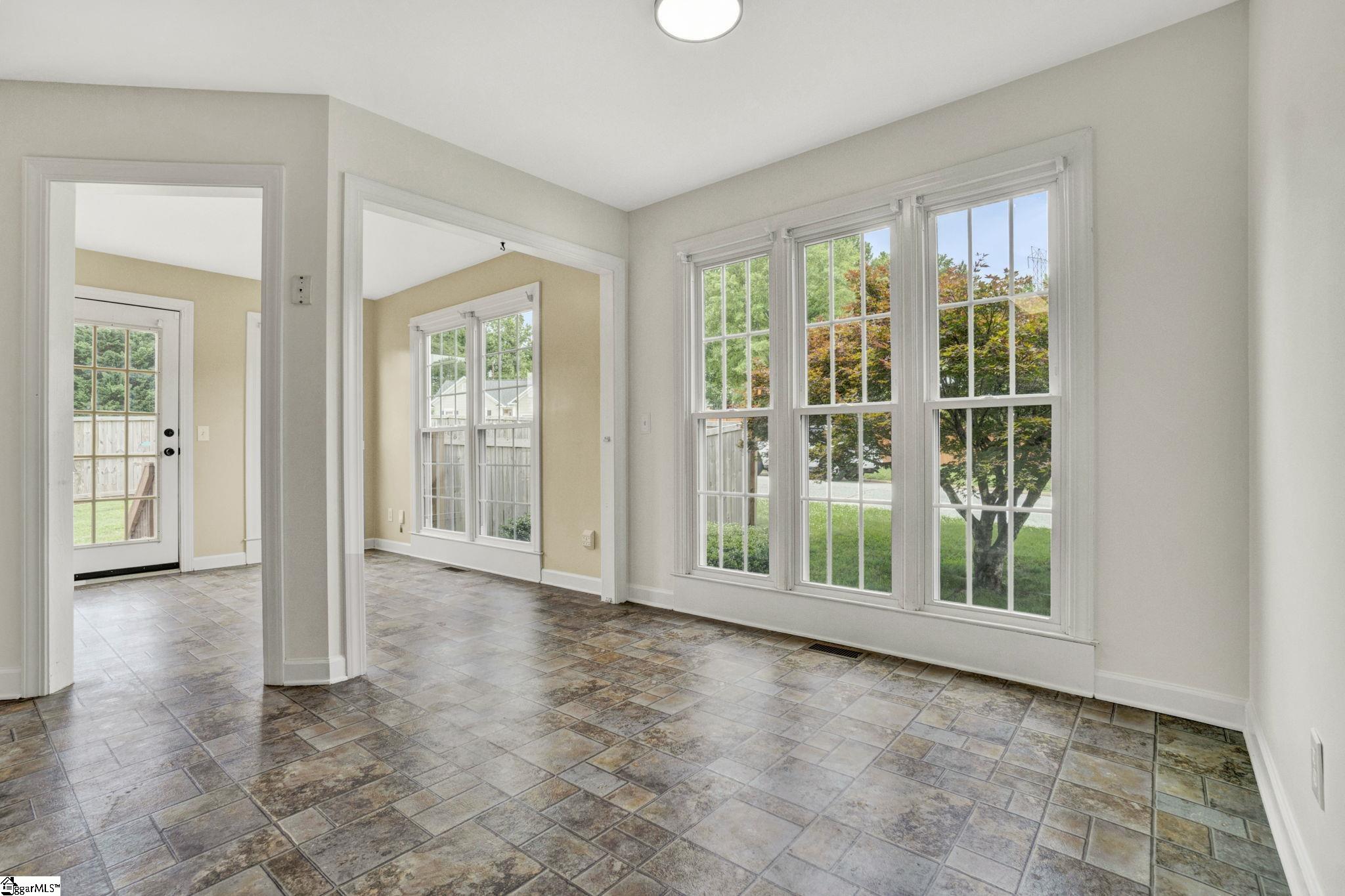 9 Mountainside Way Greenville, SC 29609