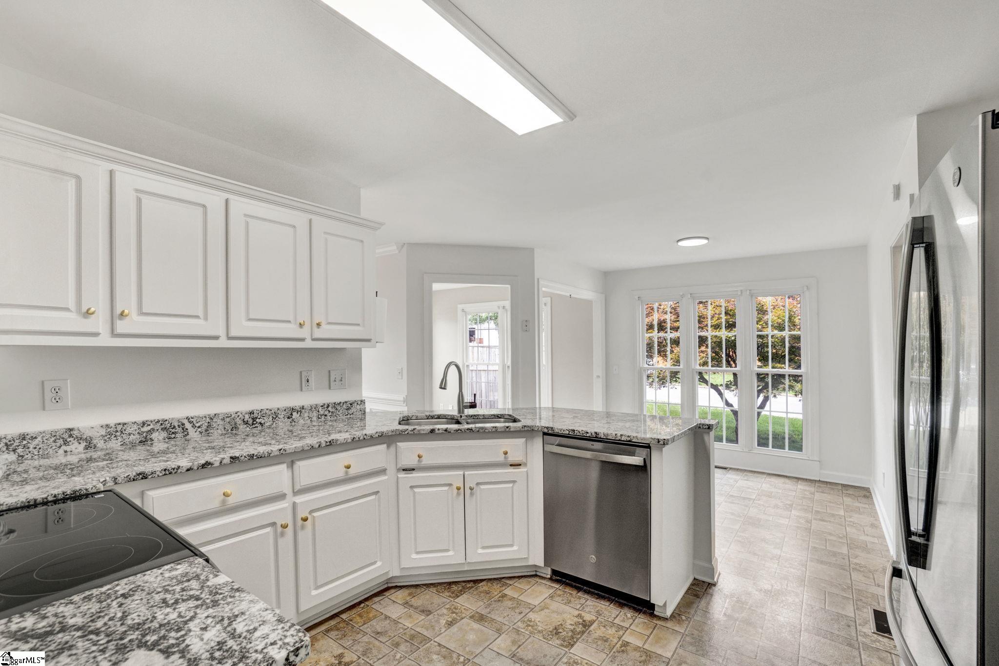 9 Mountainside Way Greenville, SC 29609