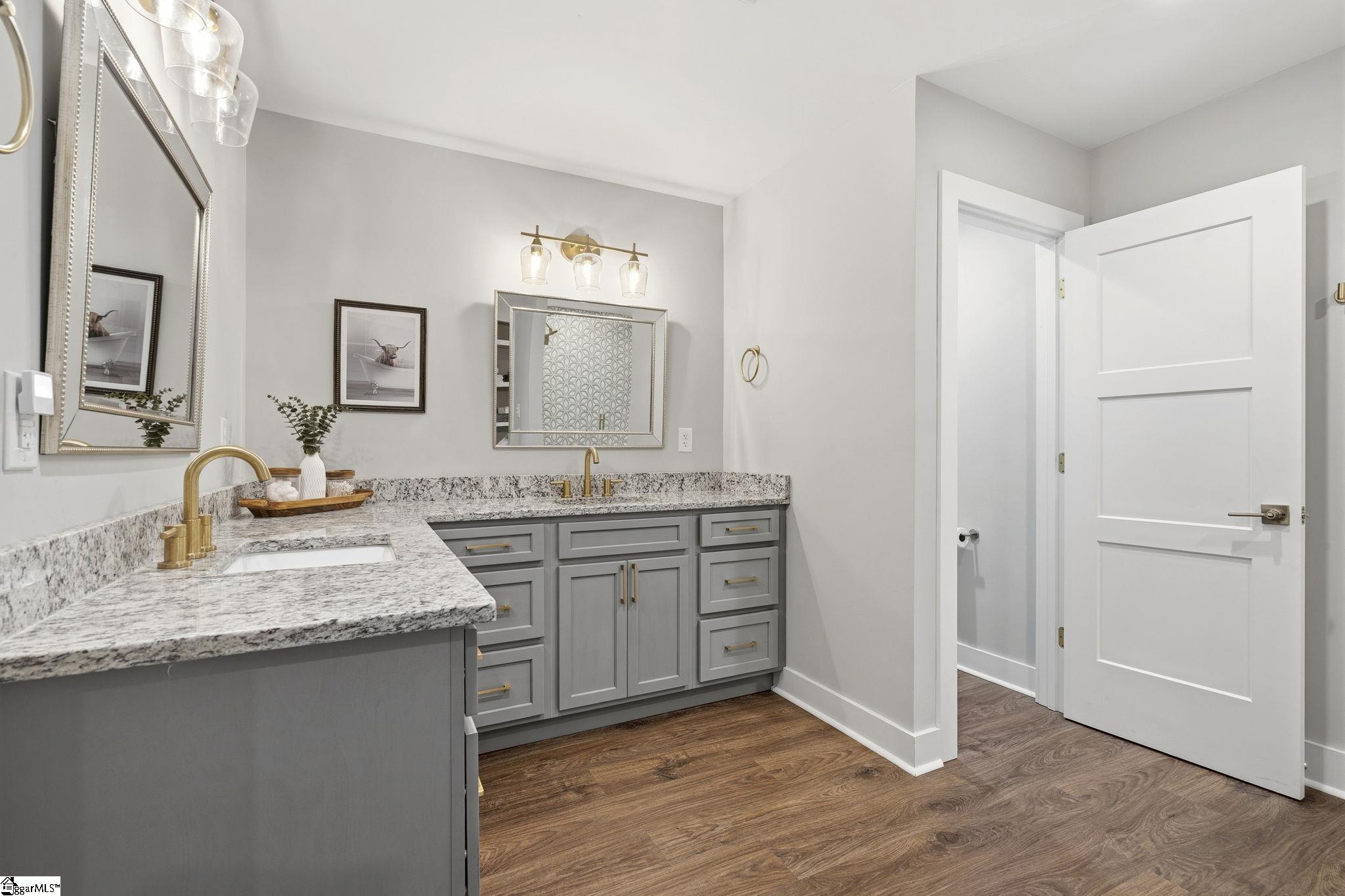 207 Oates Avenue Easley, SC 29640