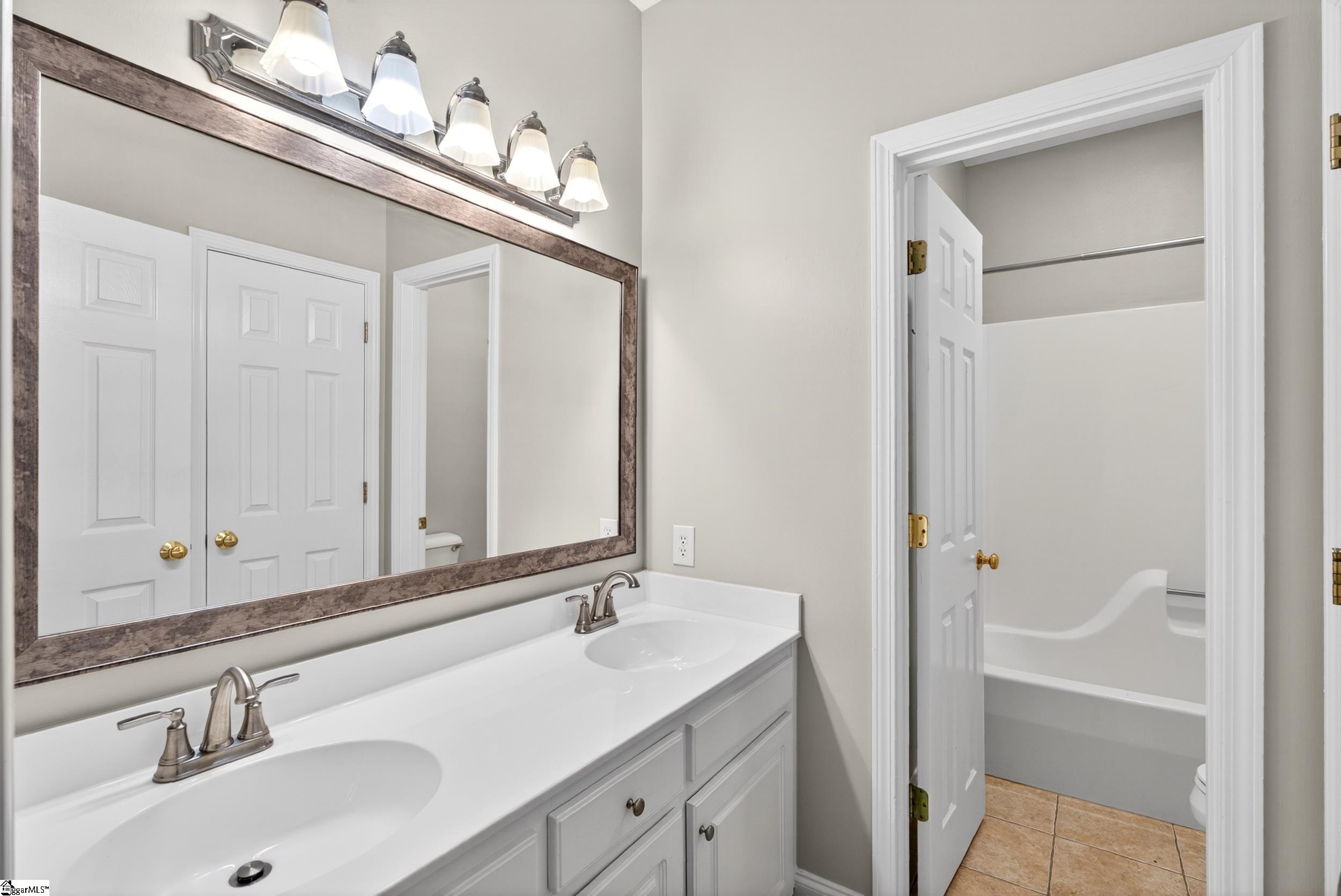 444 Doleman Drive Spartanburg, SC 29301