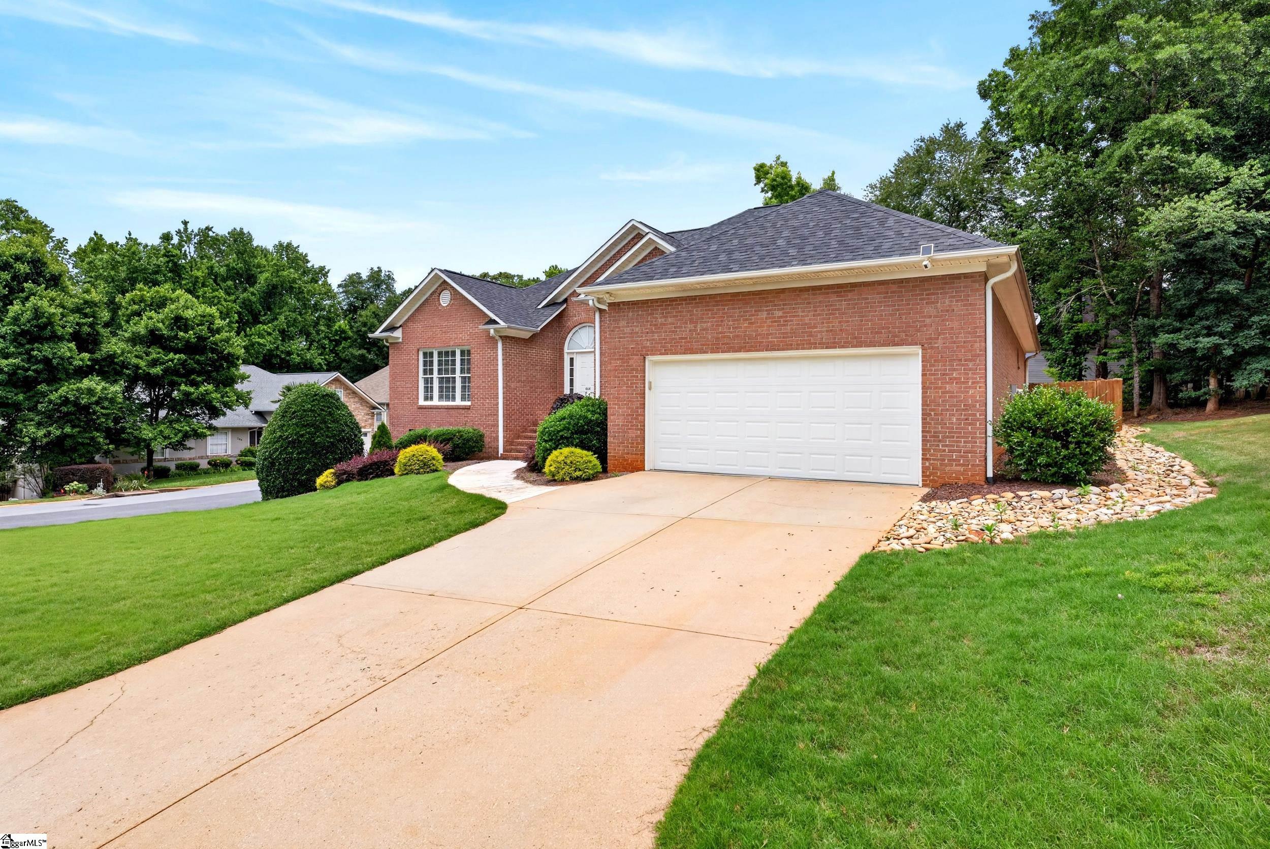 444 Doleman Drive Spartanburg, SC 29301