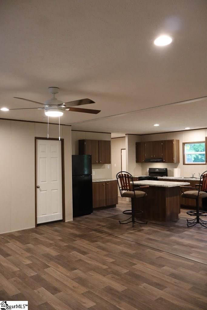 104 Trout S Greenwood Street Greenwood, SC 29649
