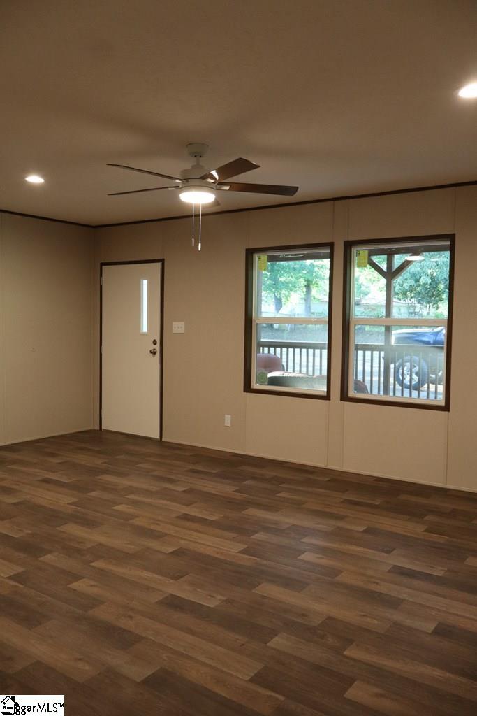 104 Trout S Greenwood Street Greenwood, SC 29649