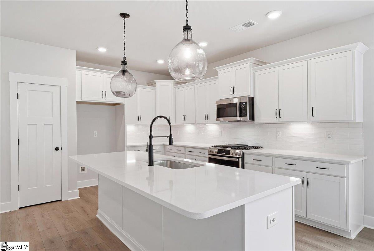 119 Beaverdam Creek Drive Anderson, SC 29621