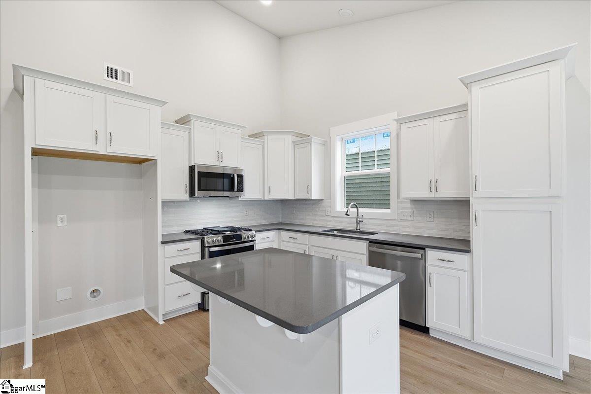 200 Terpack Court Gray Court, SC 29645