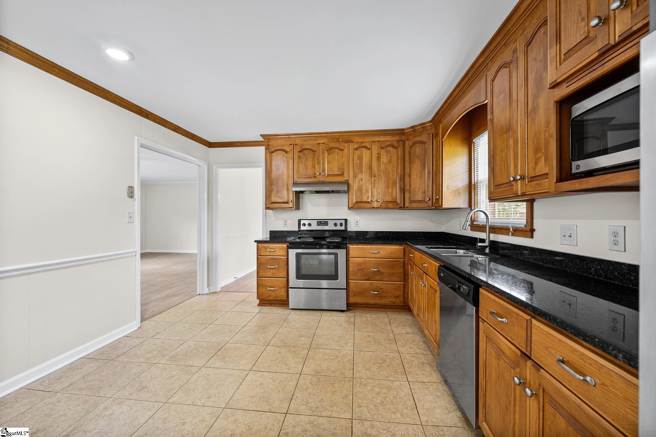 107 Lemon Tree Trail Laurens, SC 29360