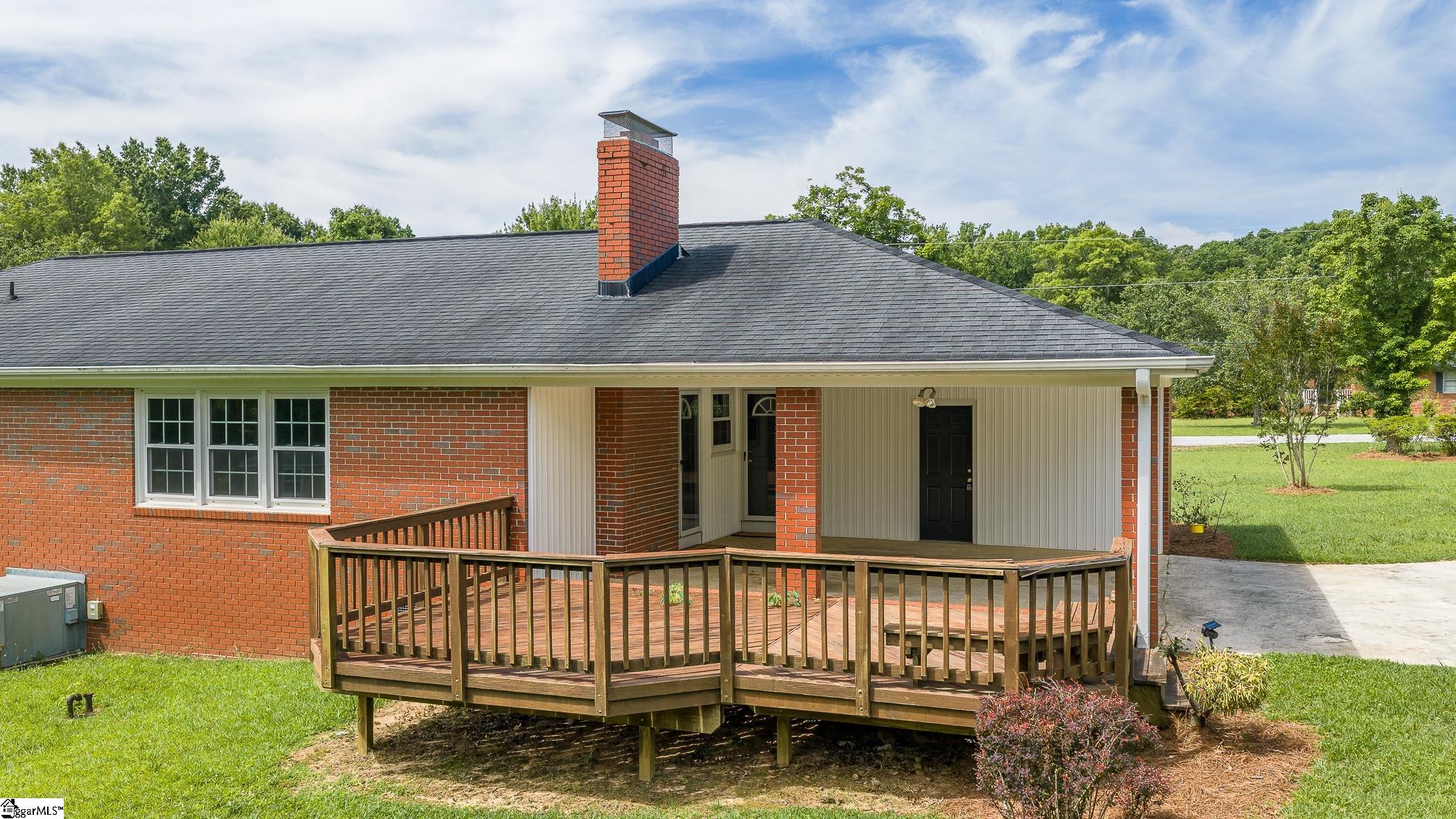107 Lemon Tree Trail Laurens, SC 29360