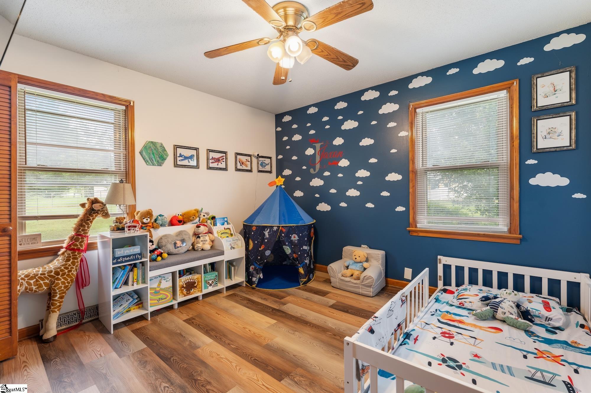 114 1st Street Central, SC 29630