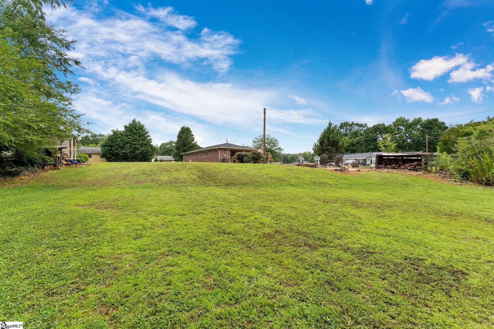 114 1st Street Central, SC 29630