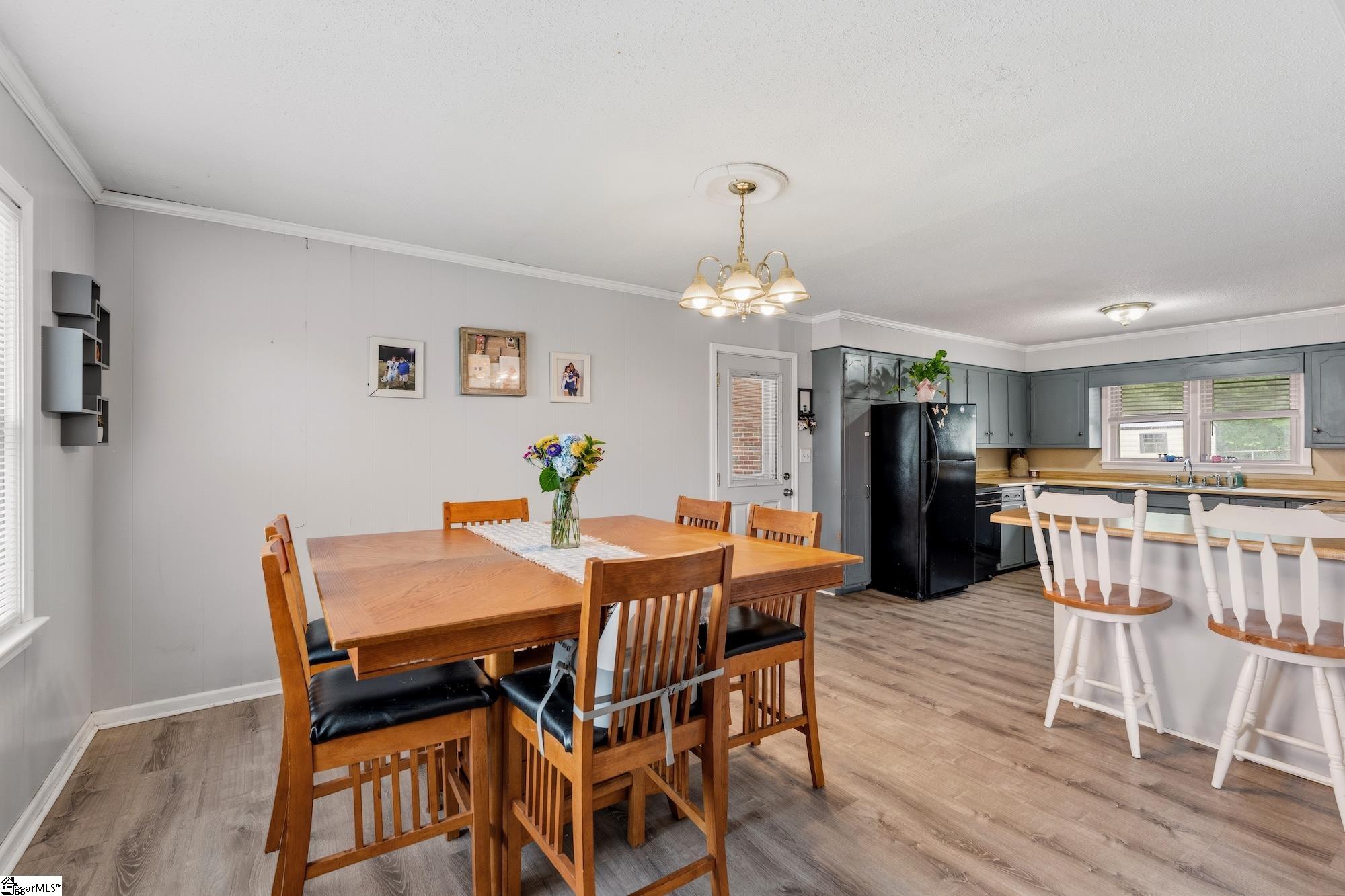 114 1st Street Central, SC 29630