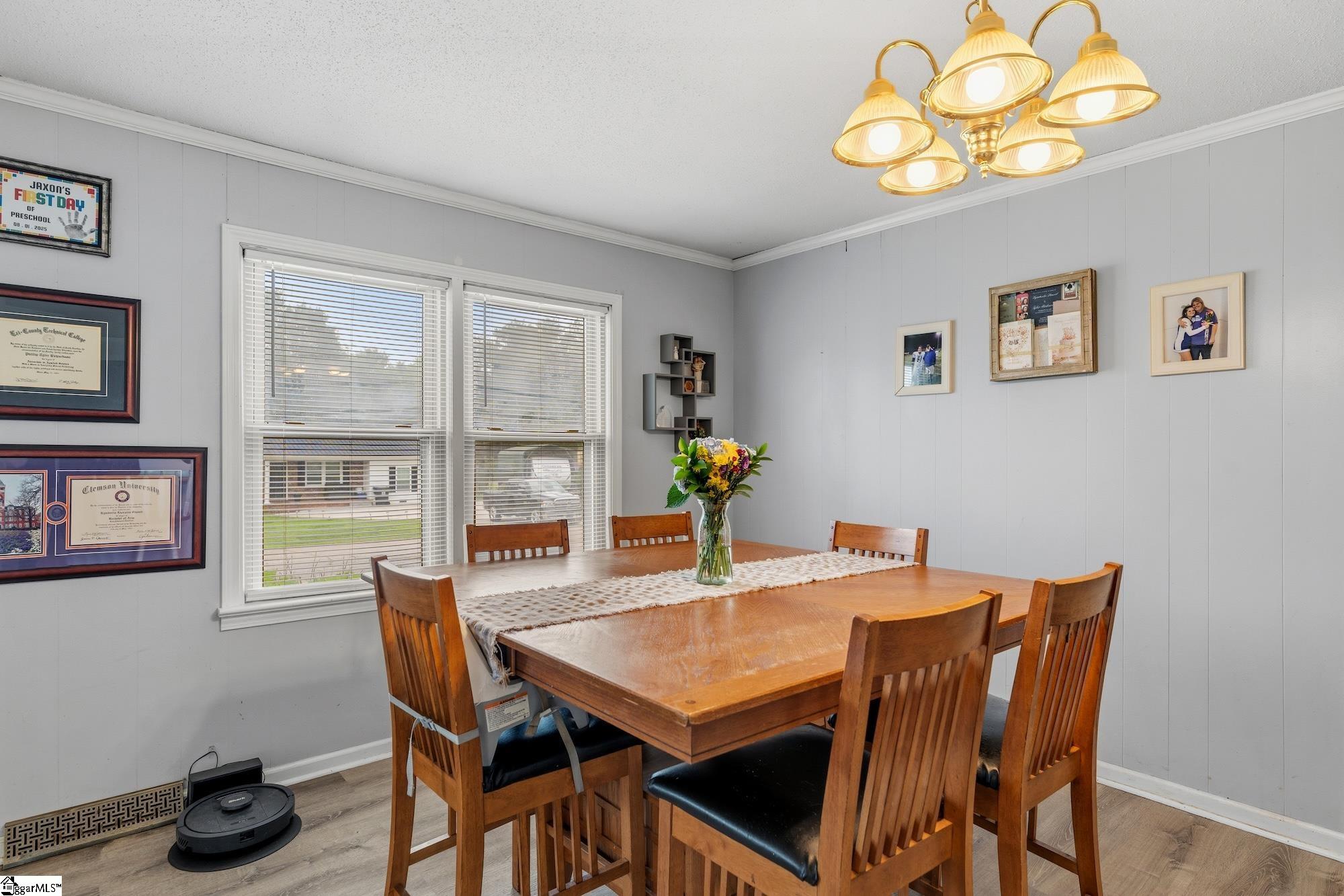 114 1st Street Central, SC 29630