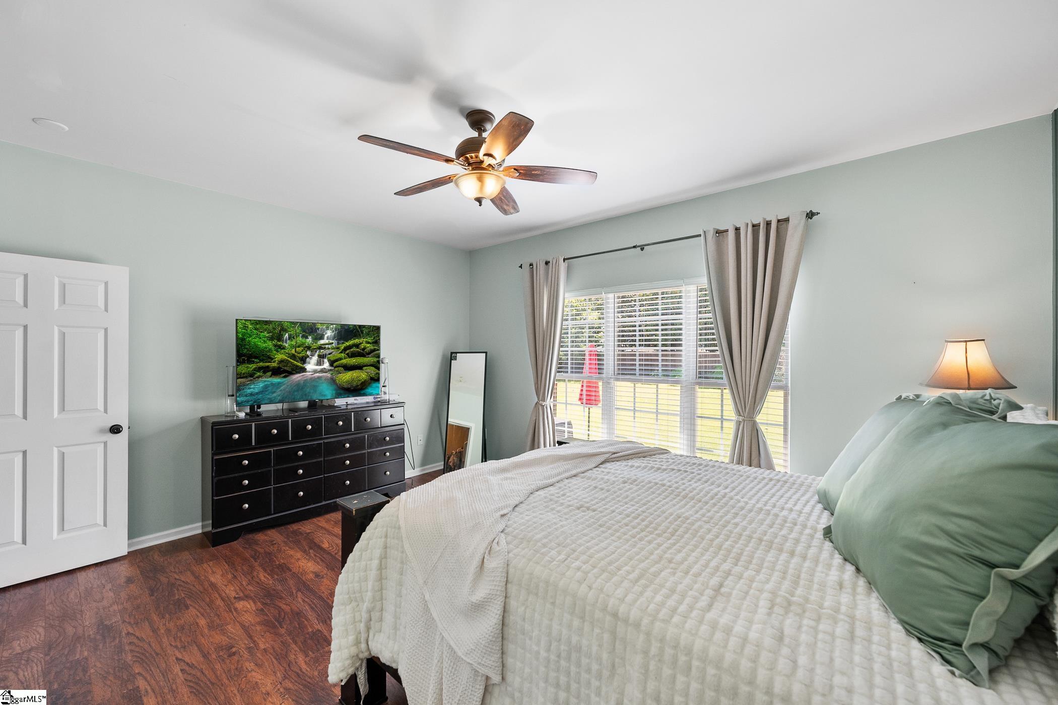 302 Crossvine Way Simpsonville, SC 29680-6864