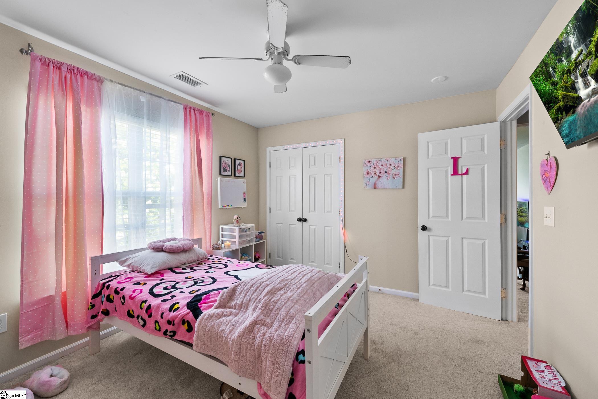 302 Crossvine Way Simpsonville, SC 29680-6864