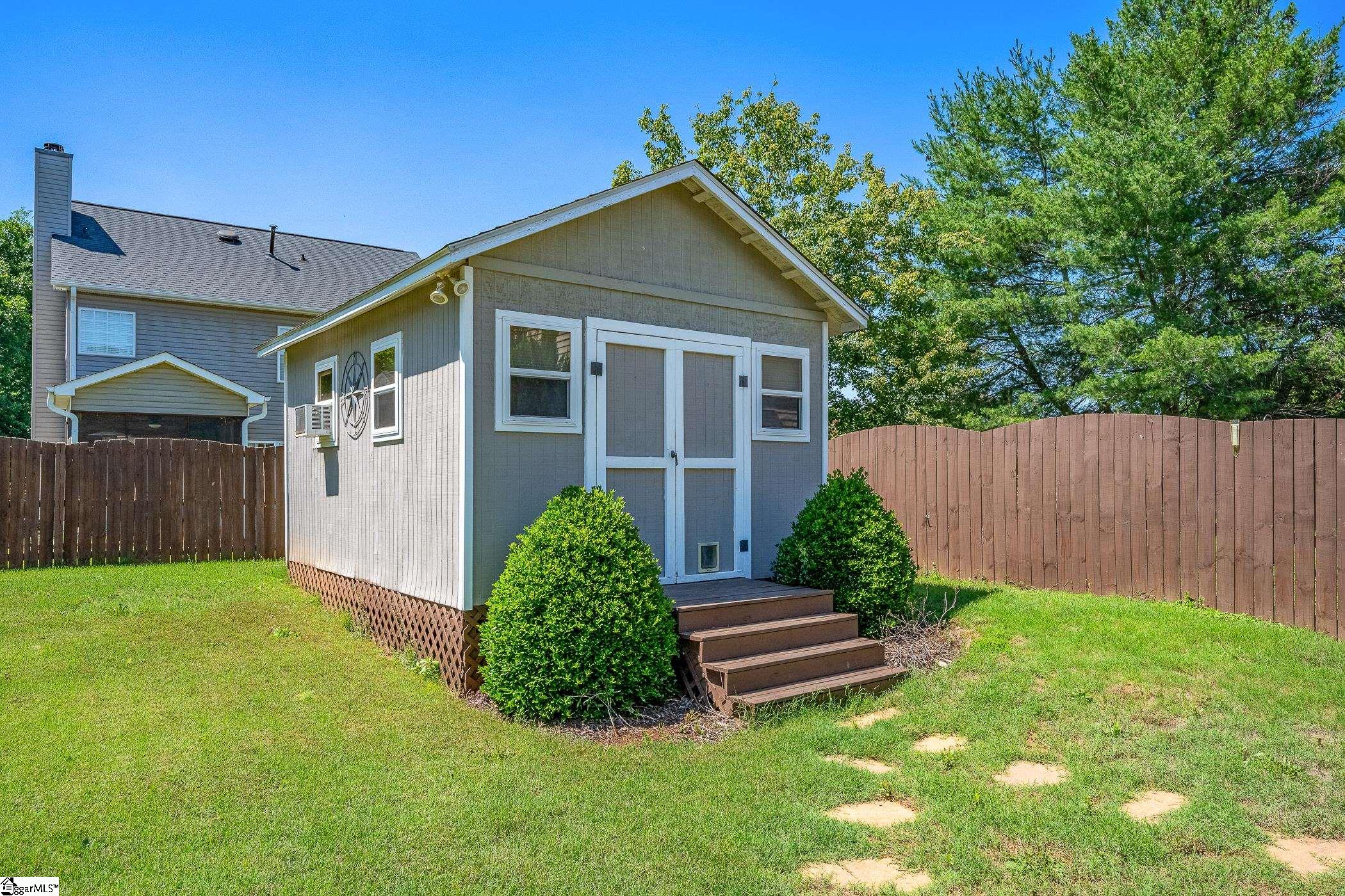 302 Crossvine Way Simpsonville, SC 29680-6864