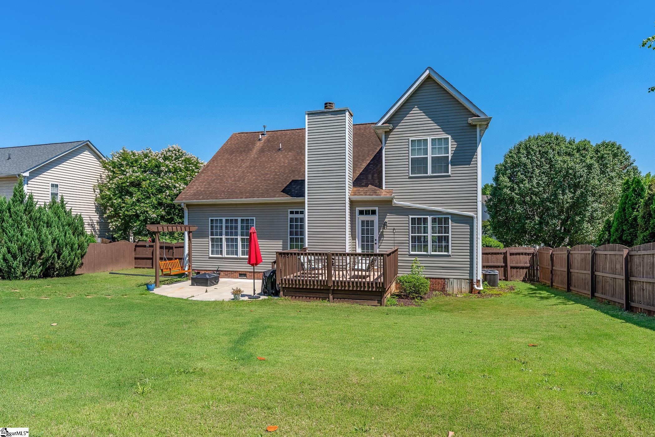302 Crossvine Way Simpsonville, SC 29680-6864
