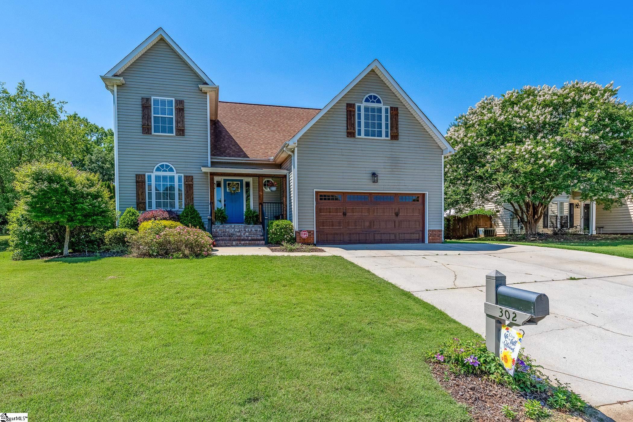 302 Crossvine Way Simpsonville, SC 29680-6864