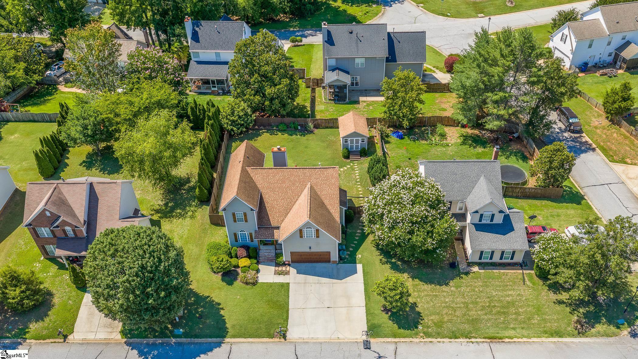 302 Crossvine Way Simpsonville, SC 29680-6864