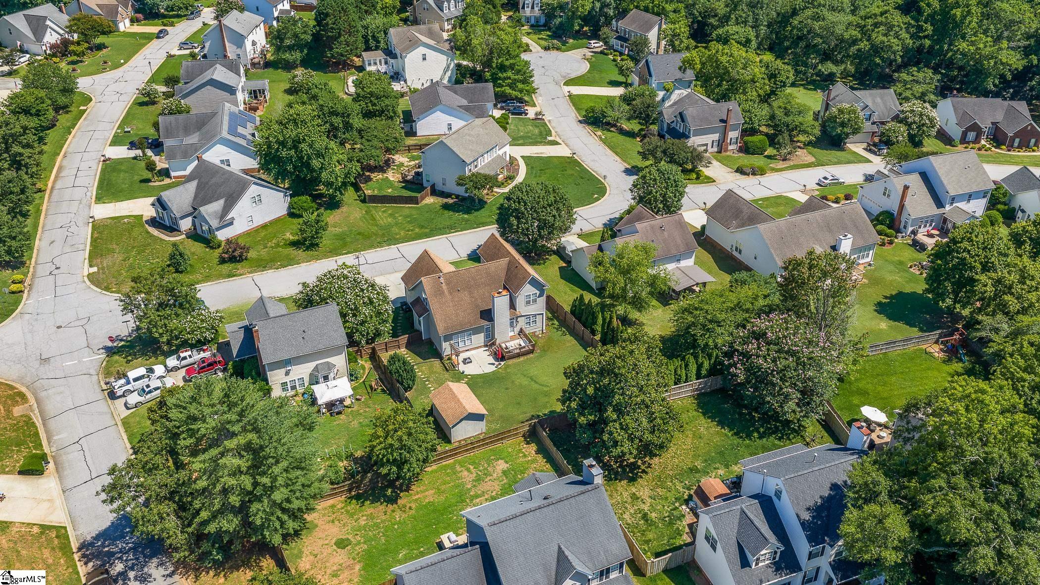 302 Crossvine Way Simpsonville, SC 29680-6864