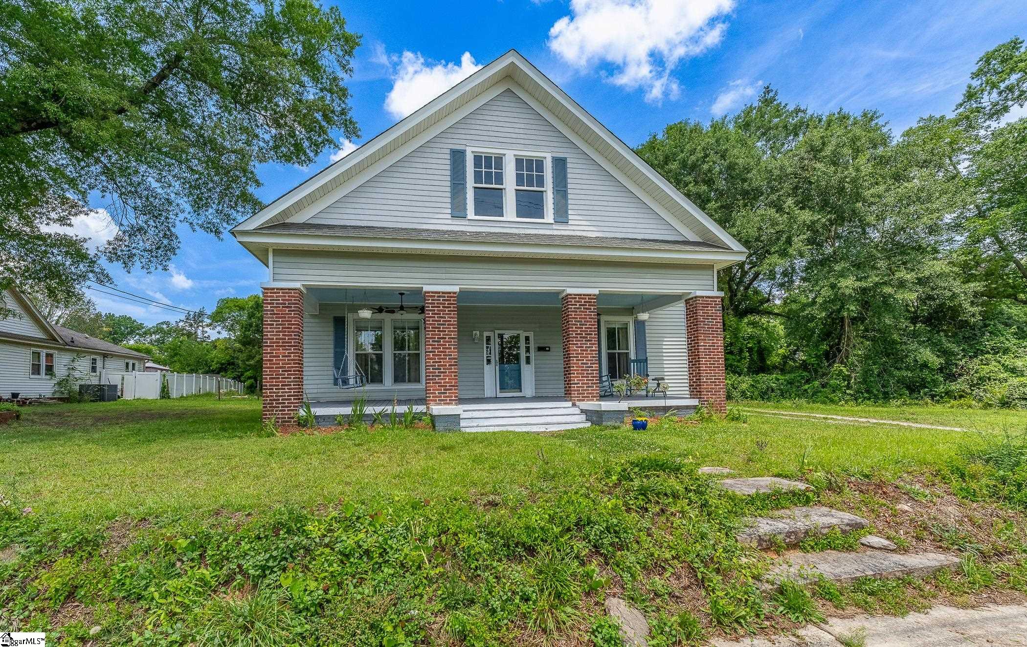 309 N Adair Street Clinton, SC 29325