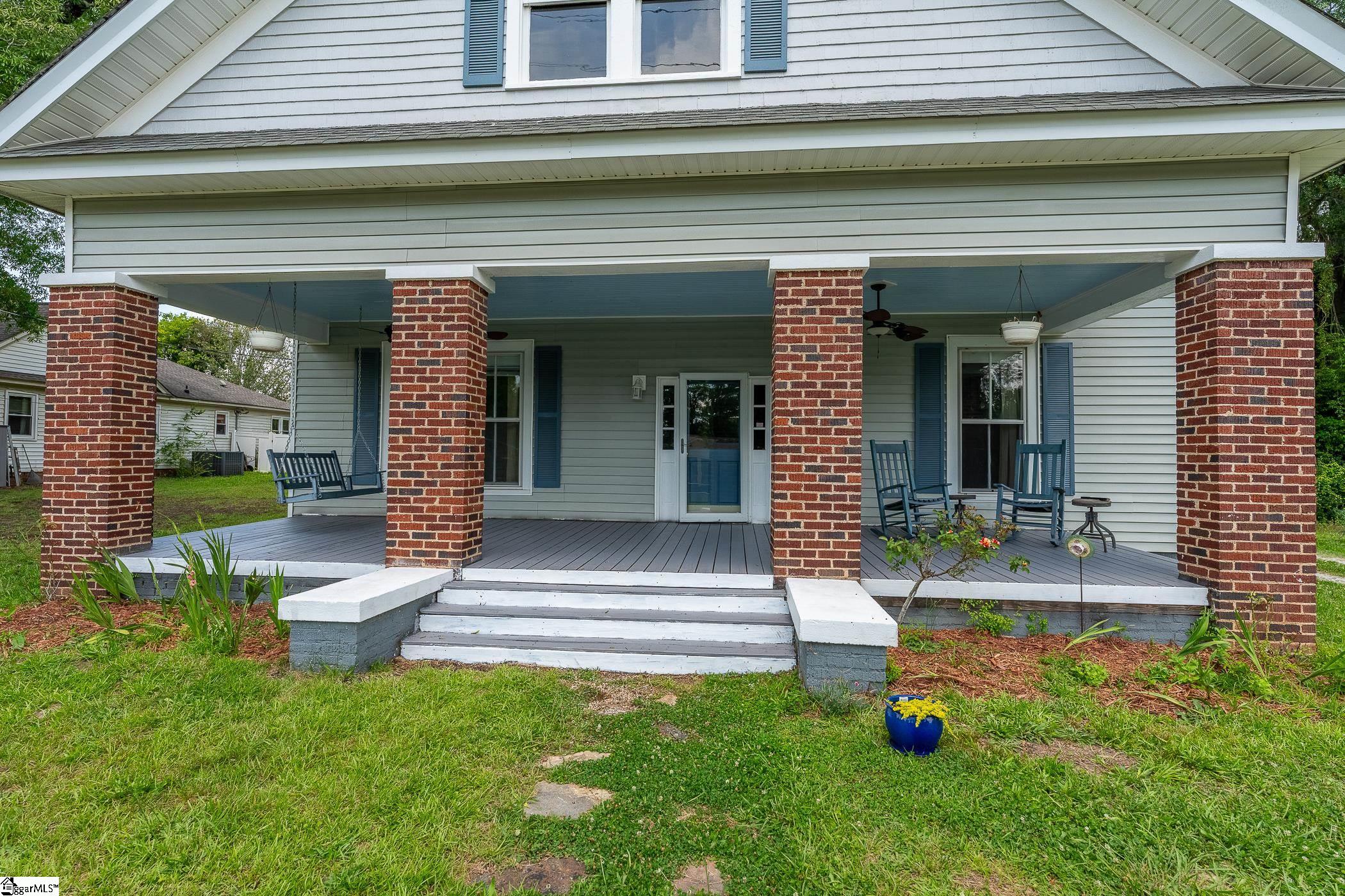 309 N Adair Street Clinton, SC 29325