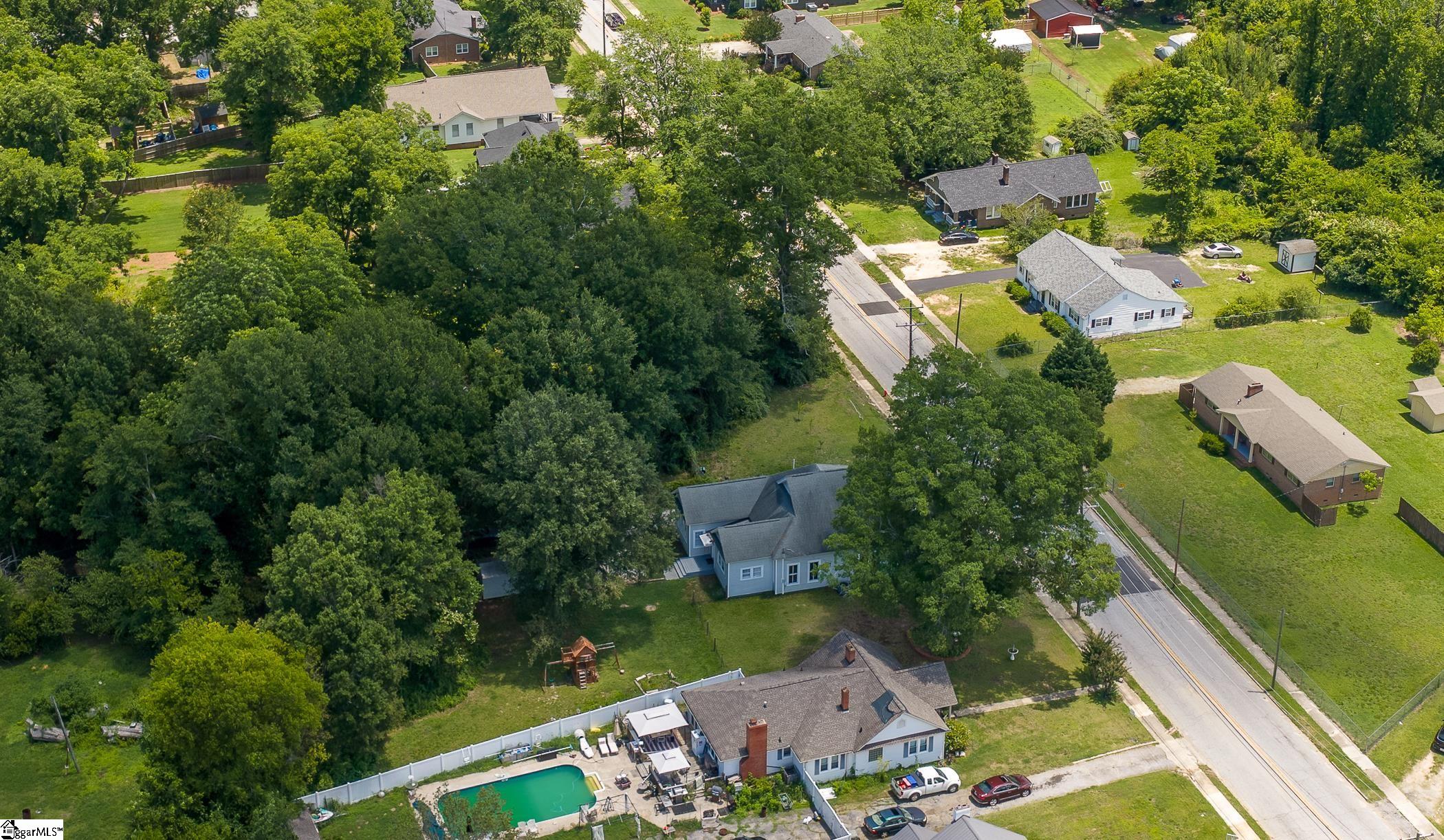 309 N Adair Street Clinton, SC 29325