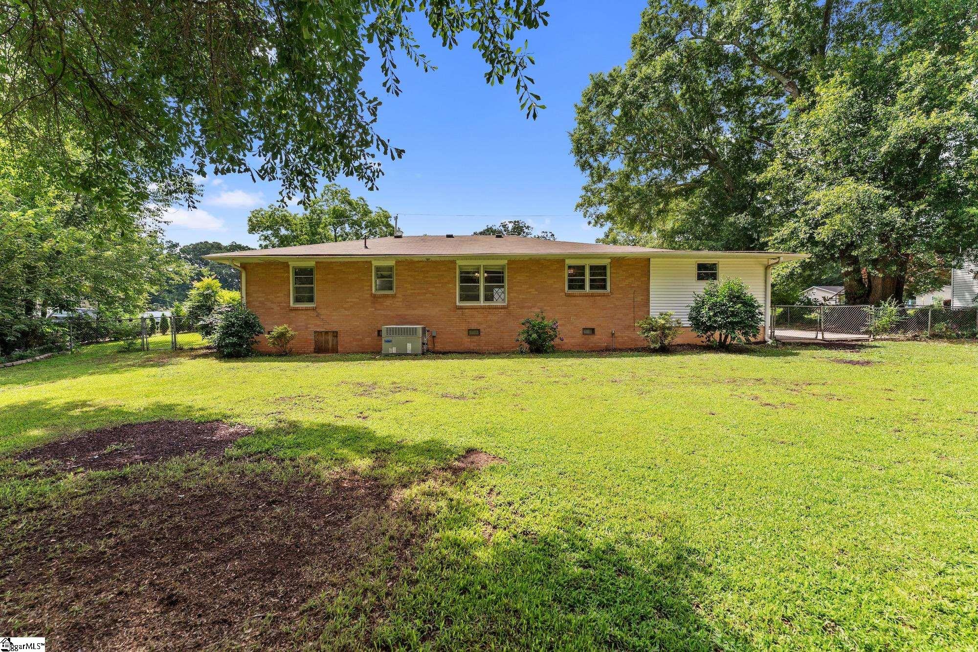 12 Dendy Street Pelzer, SC 29669