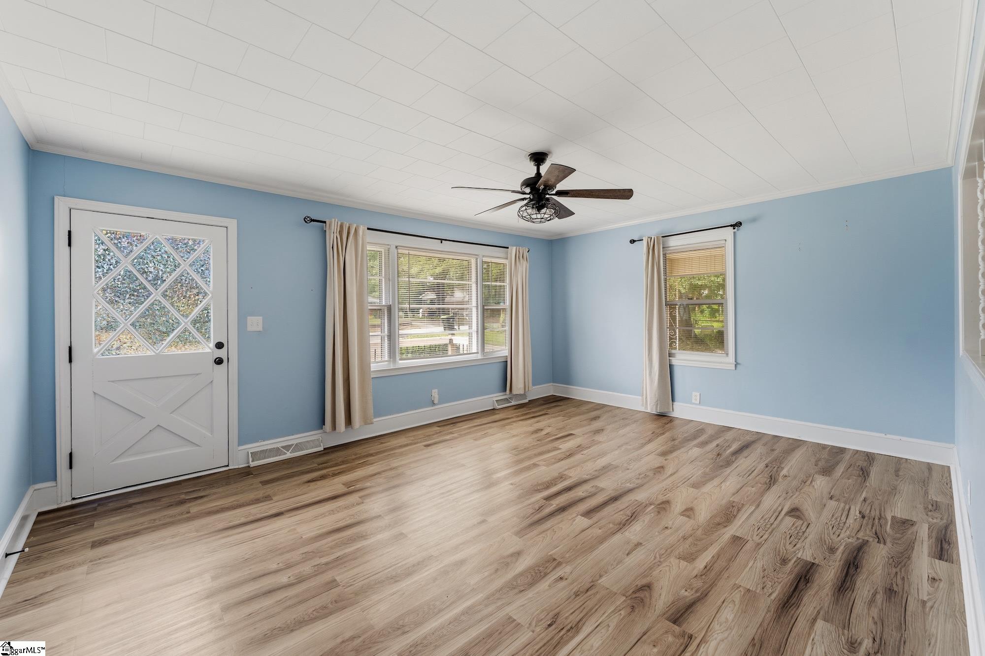 12 Dendy Street Pelzer, SC 29669