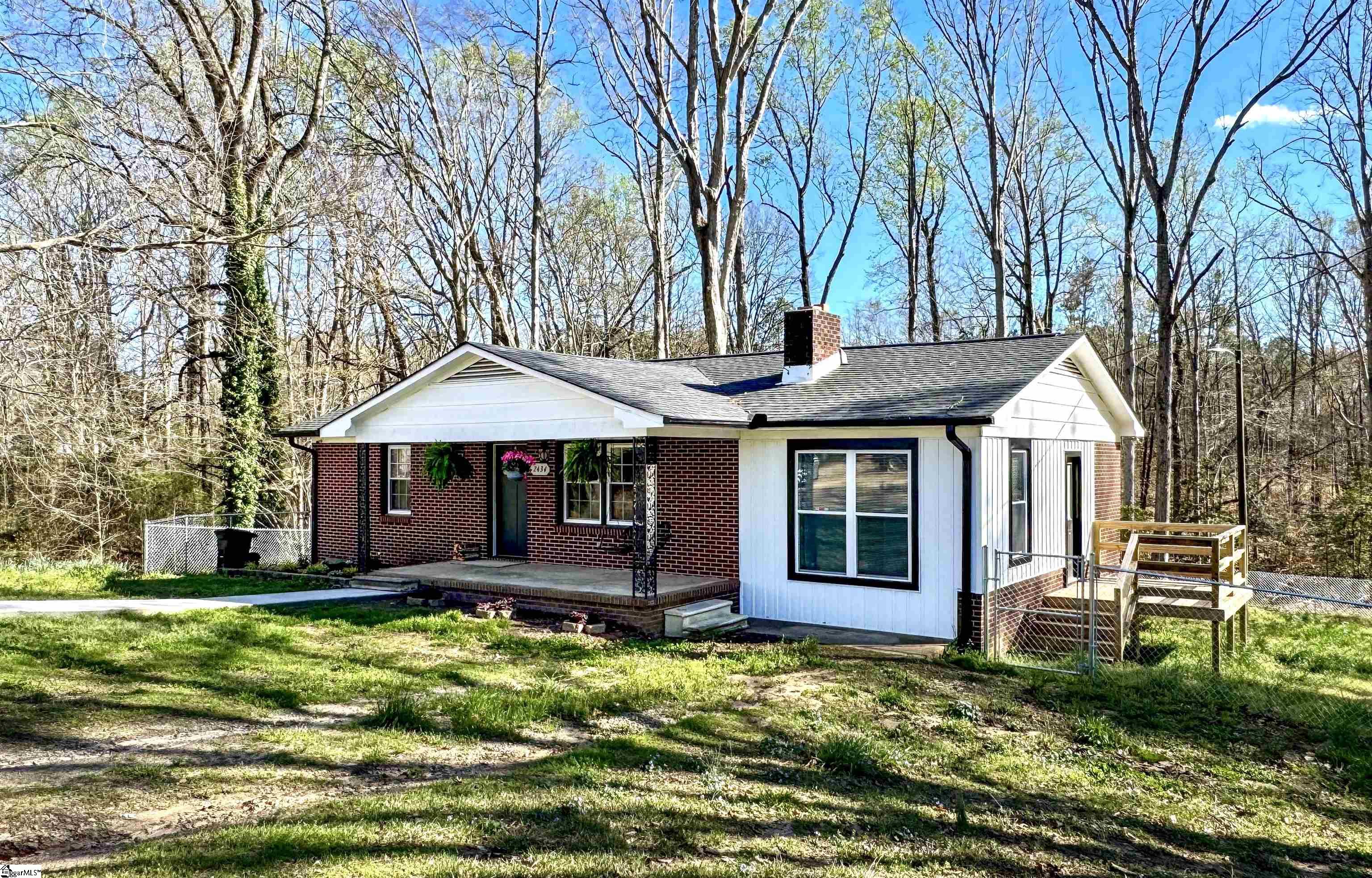 2434 Broadway Lake Anderson, SC 29621-5229