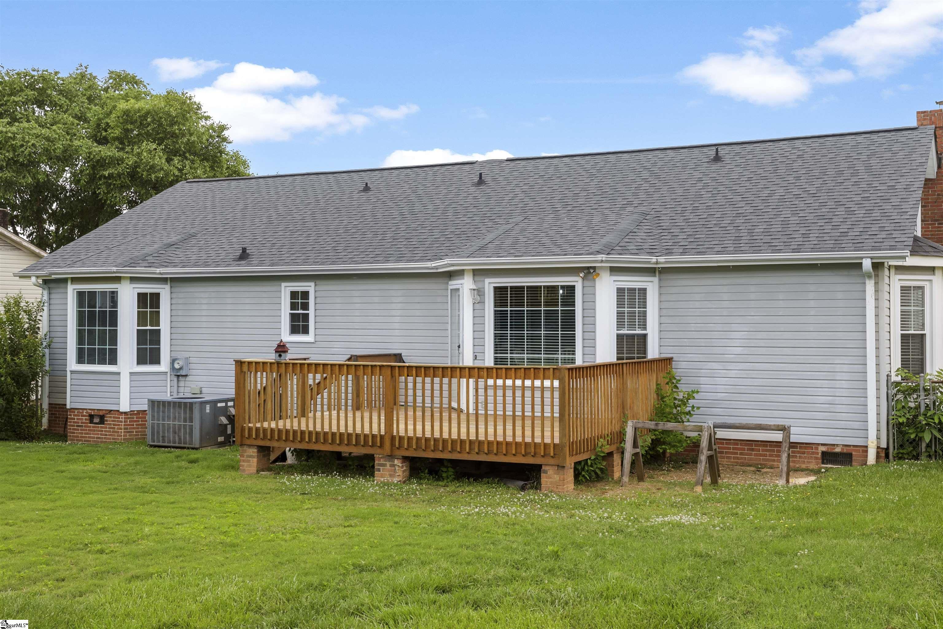 114 Fairview Place Greer, SC 29651-6027