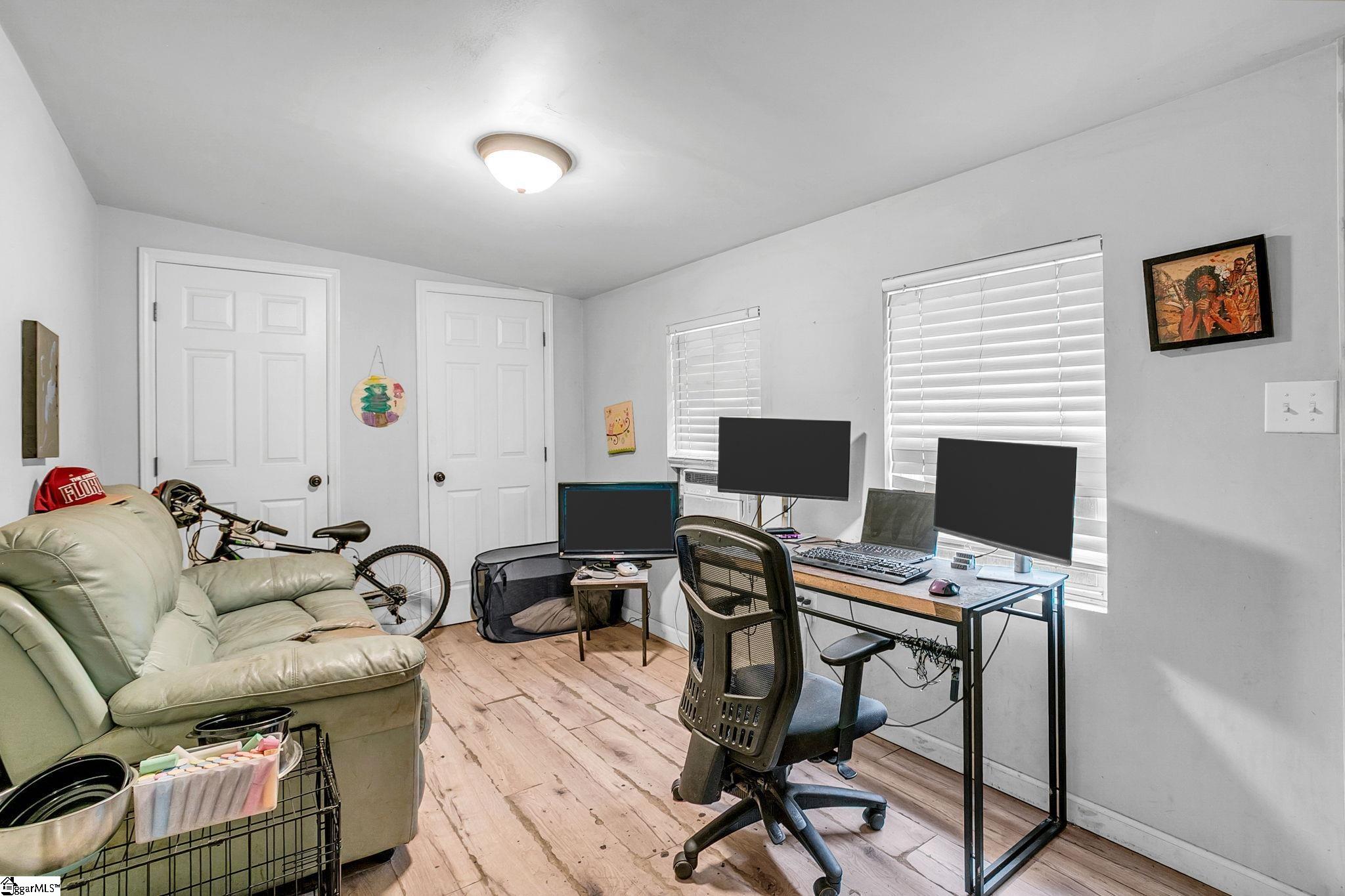 6 Webb Street Greenville, SC 29605
