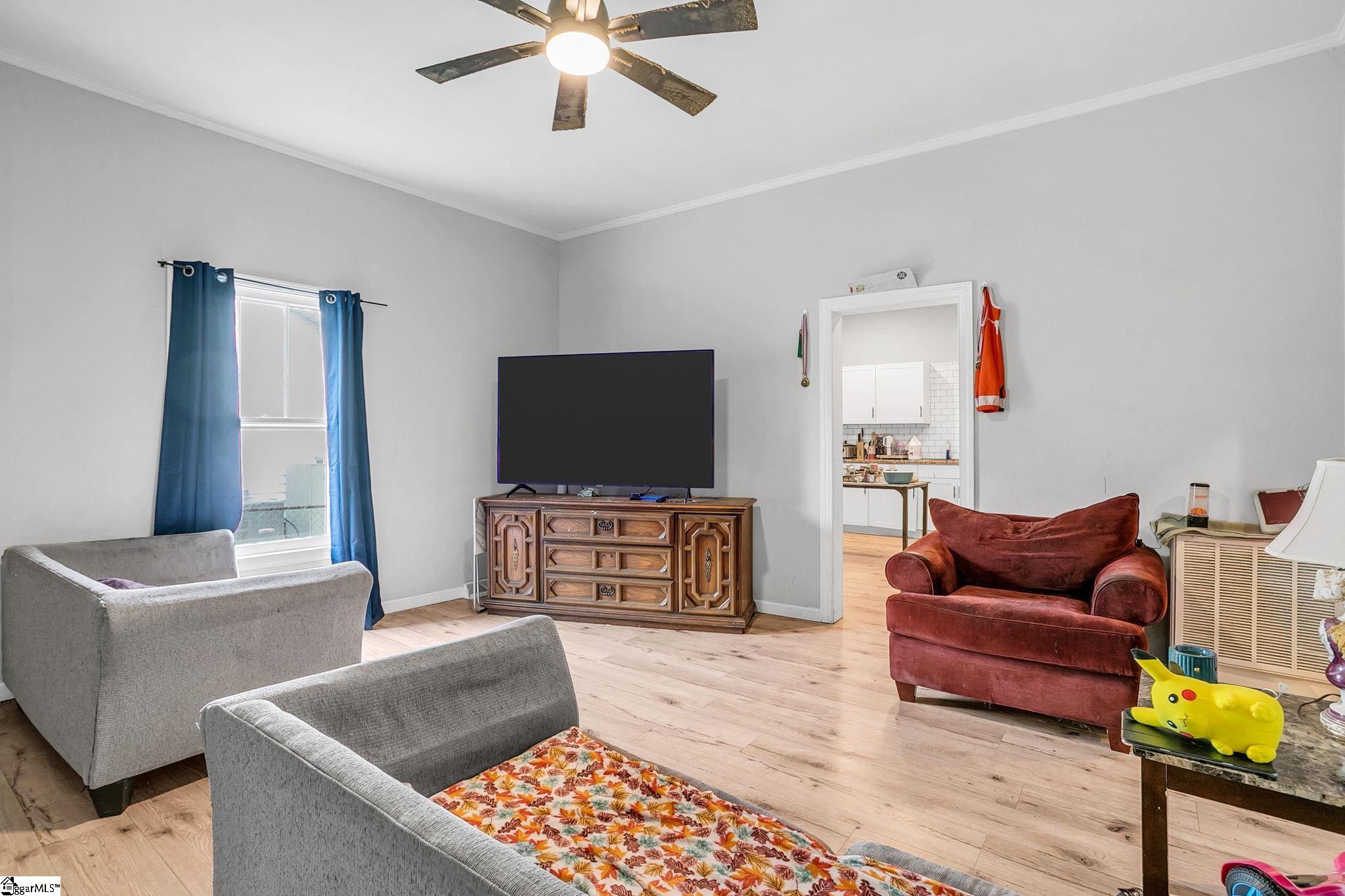 6 Webb Street Greenville, SC 29605