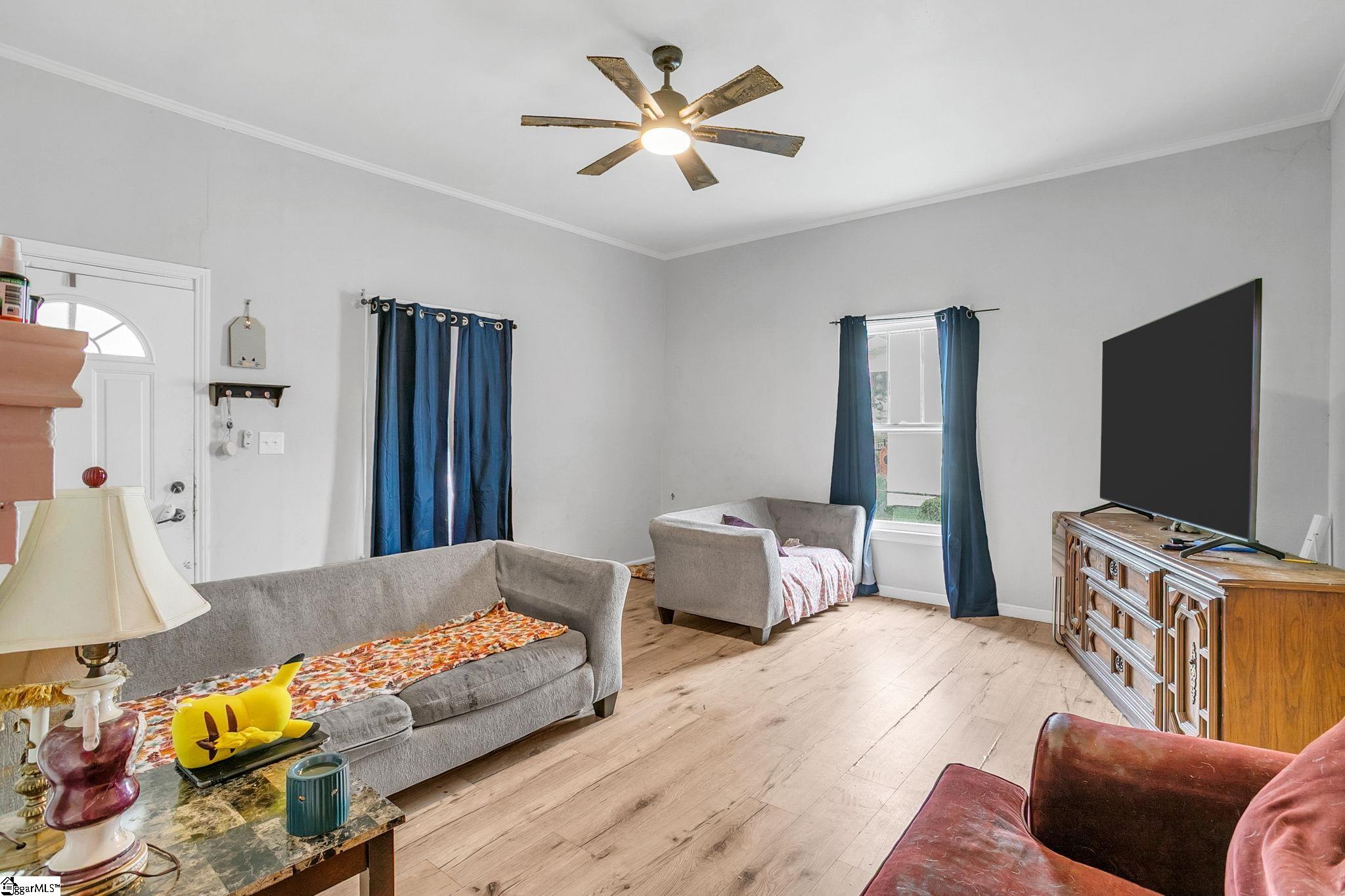 6 Webb Street Greenville, SC 29605