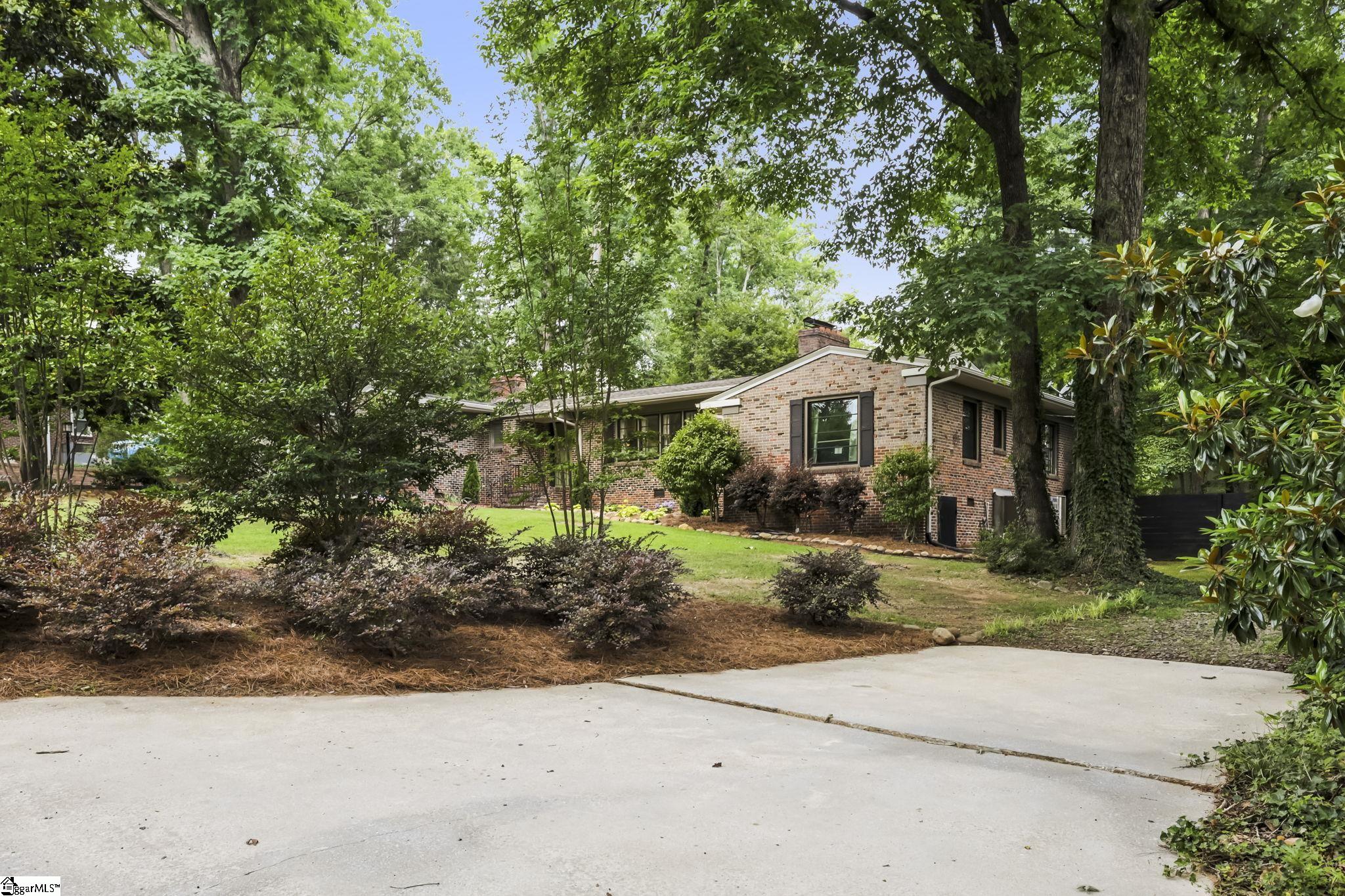 211 Grace Avenue Easley, SC 29640