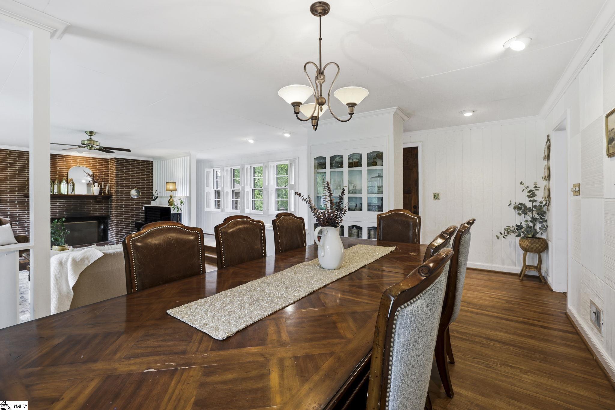 211 Grace Avenue Easley, SC 29640