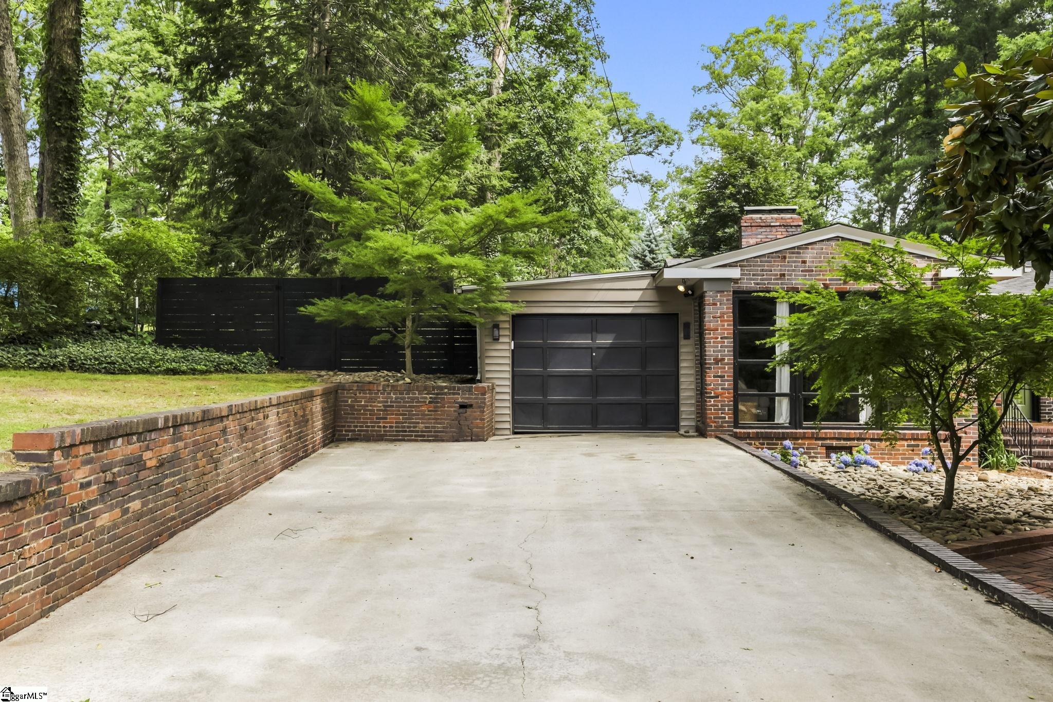 211 Grace Avenue Easley, SC 29640