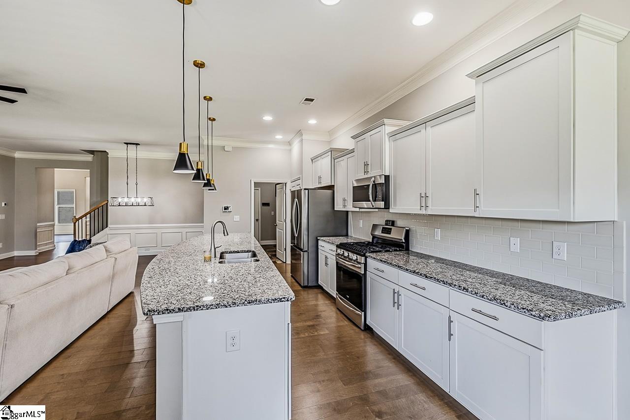 893 Deepwood Court Boiling Springs, SC 29316