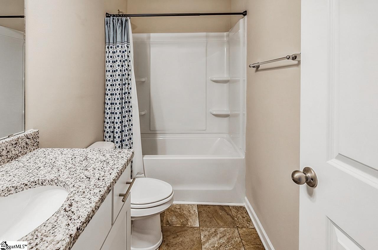 893 Deepwood Court Boiling Springs, SC 29316