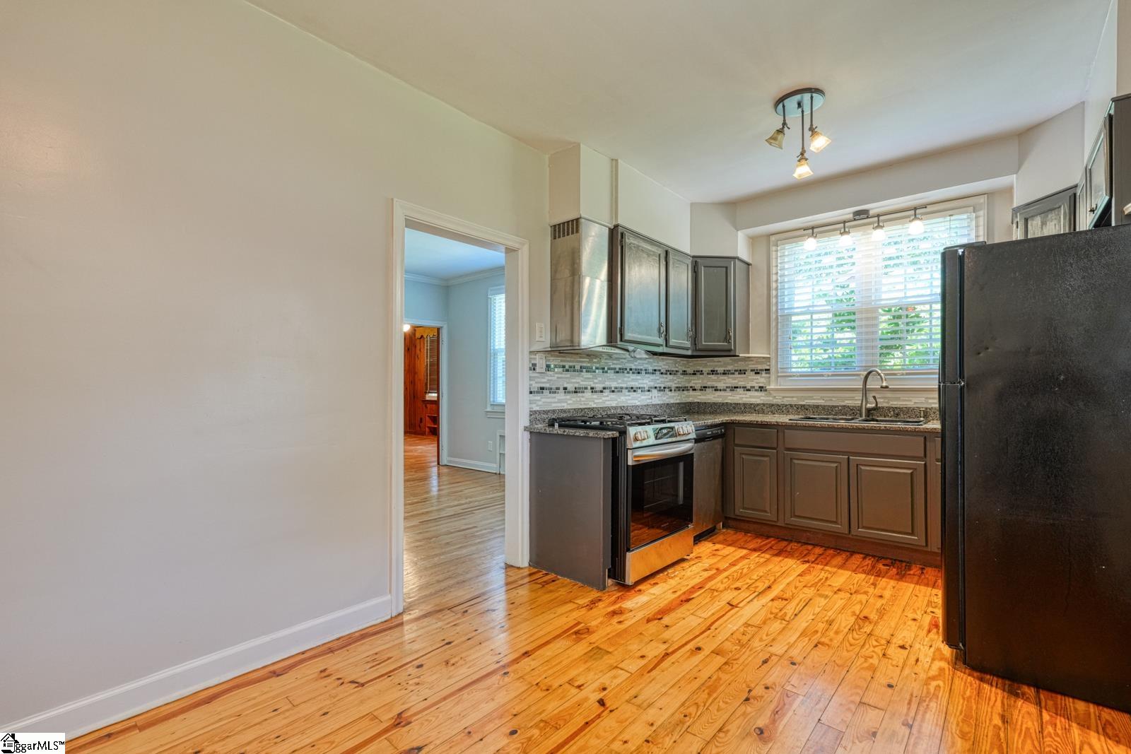 171 E Victoria Road Spartanburg, SC 29302