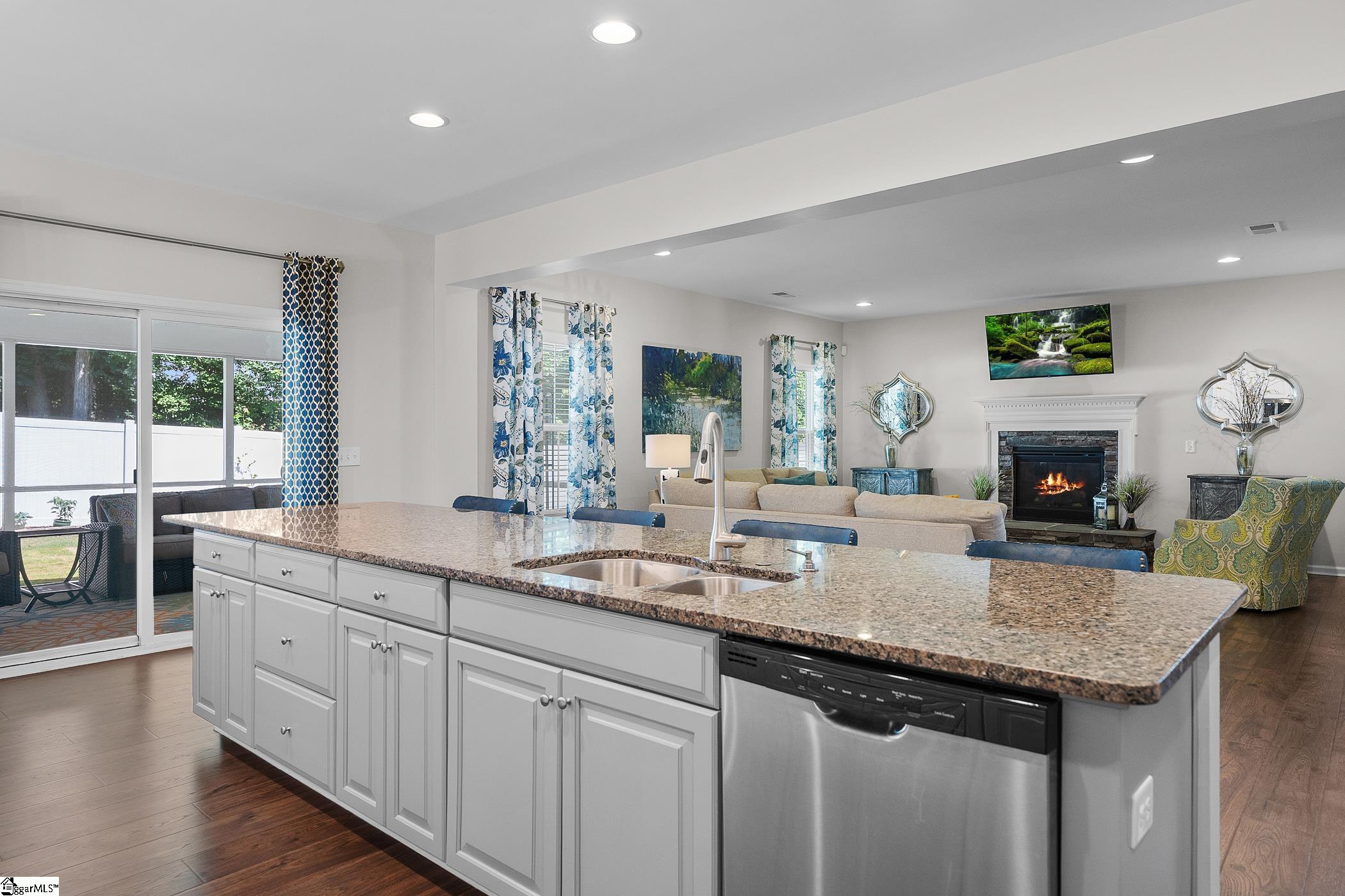113 Waters Run Lane Simpsonville, SC 29681