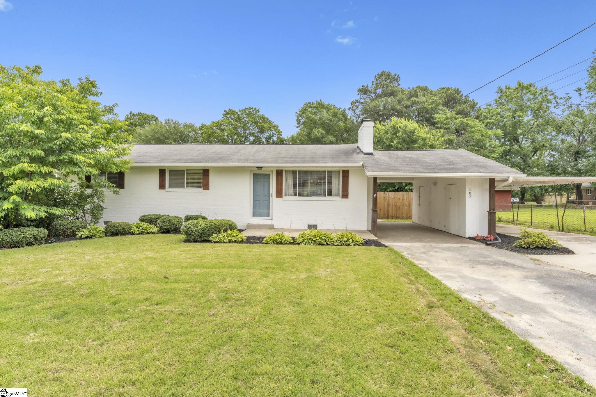 102 Dianne Avenue Simpsonville, SC 29681