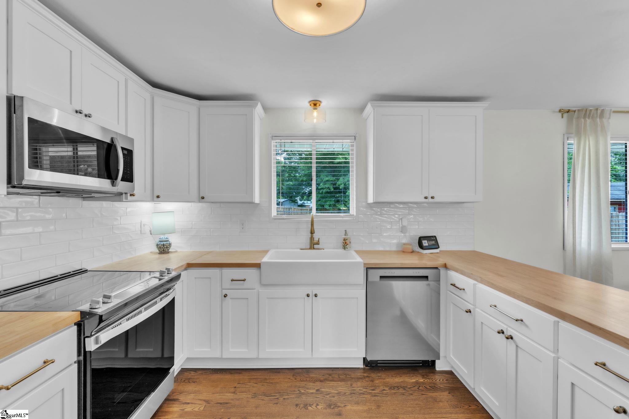 102 Dianne Avenue Simpsonville, SC 29681
