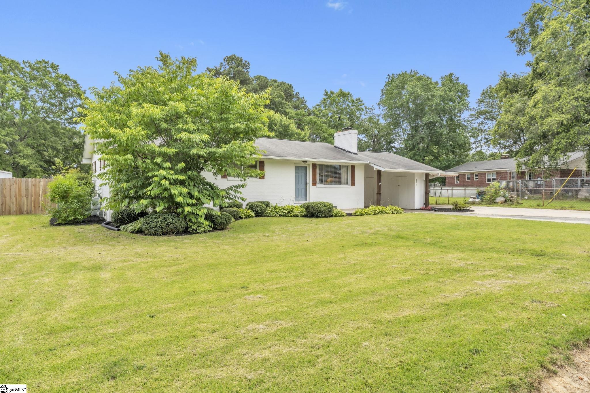 102 Dianne Avenue Simpsonville, SC 29681