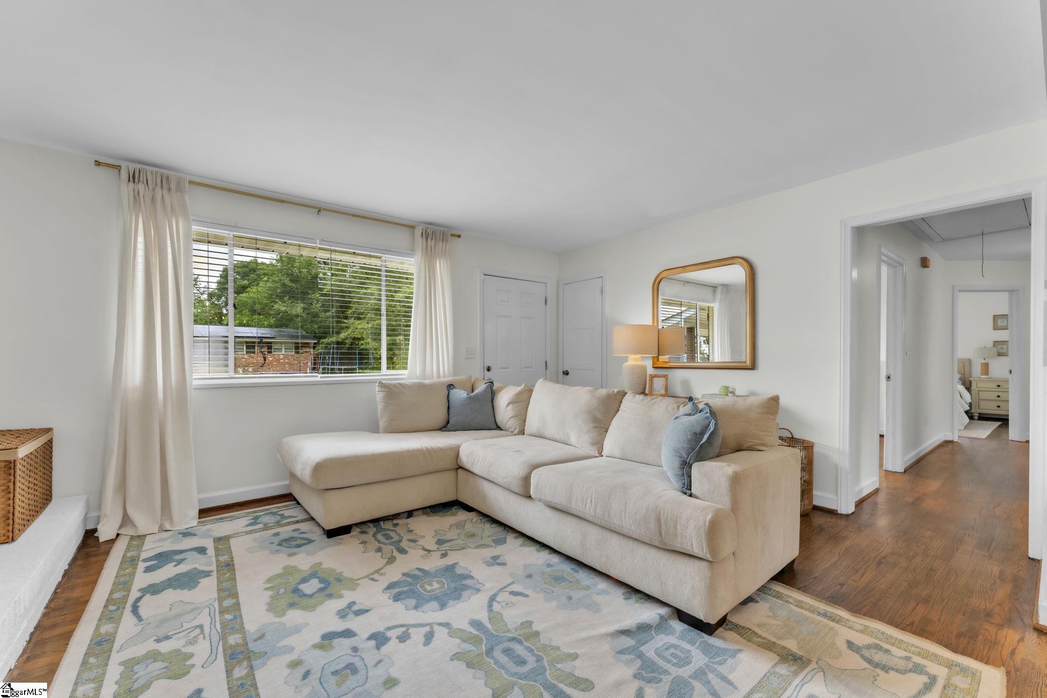 102 Dianne Avenue Simpsonville, SC 29681