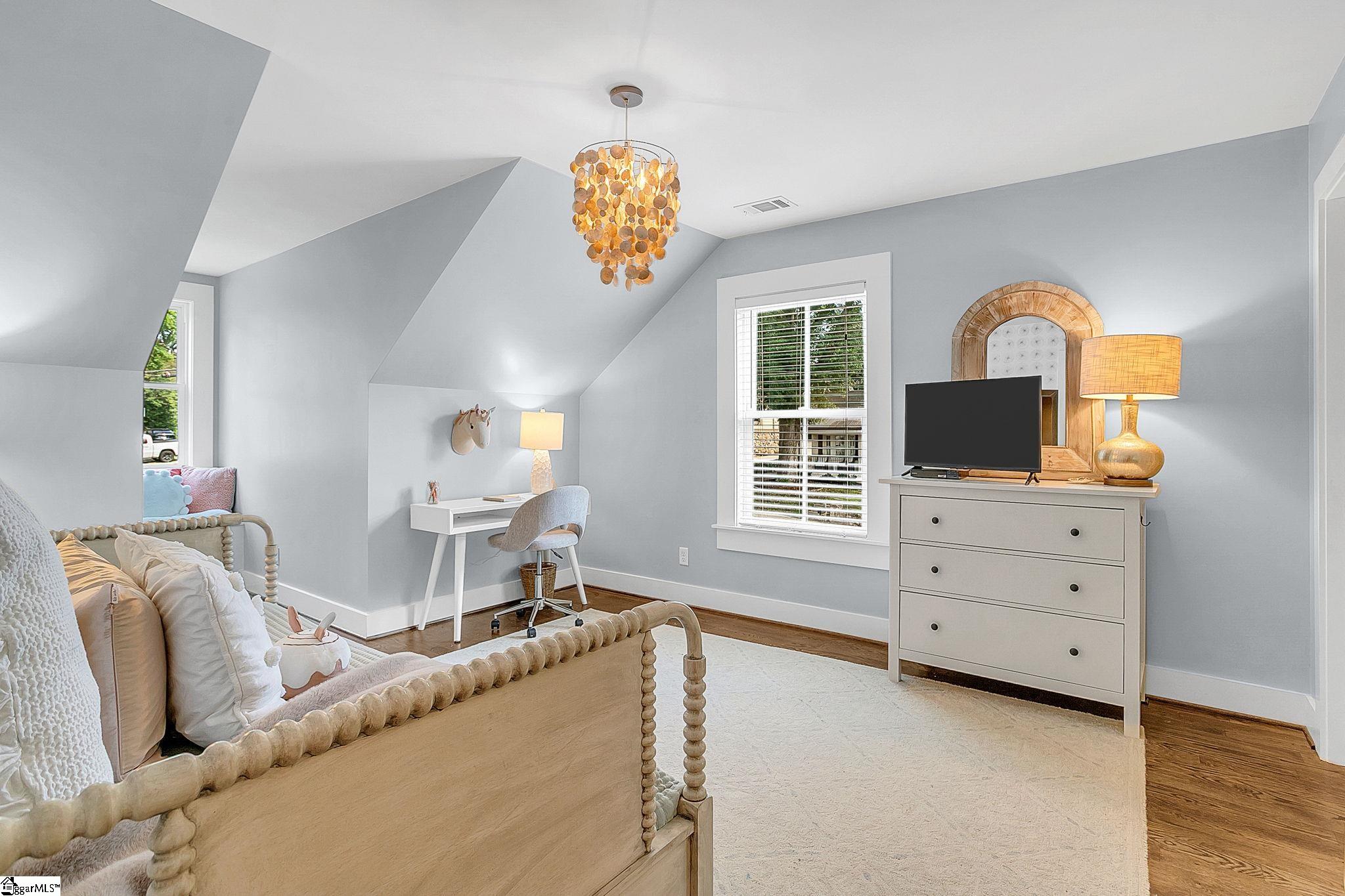 1 Waccamaw Avenue Greenville, SC 29605