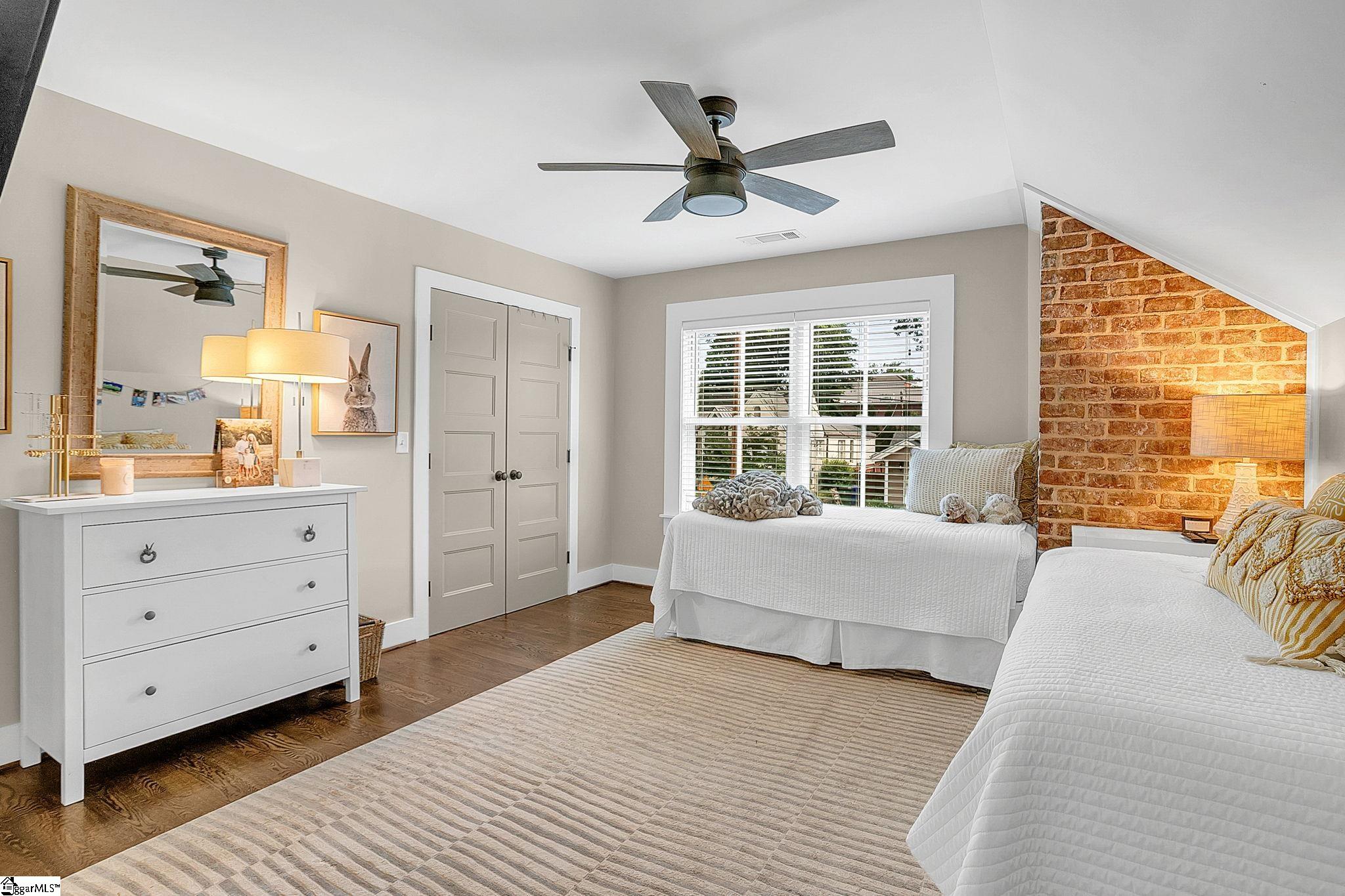 1 Waccamaw Avenue Greenville, SC 29605