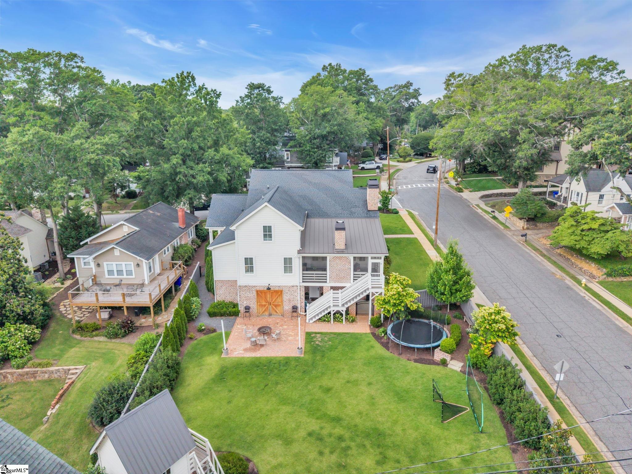 1 Waccamaw Avenue Greenville, SC 29605