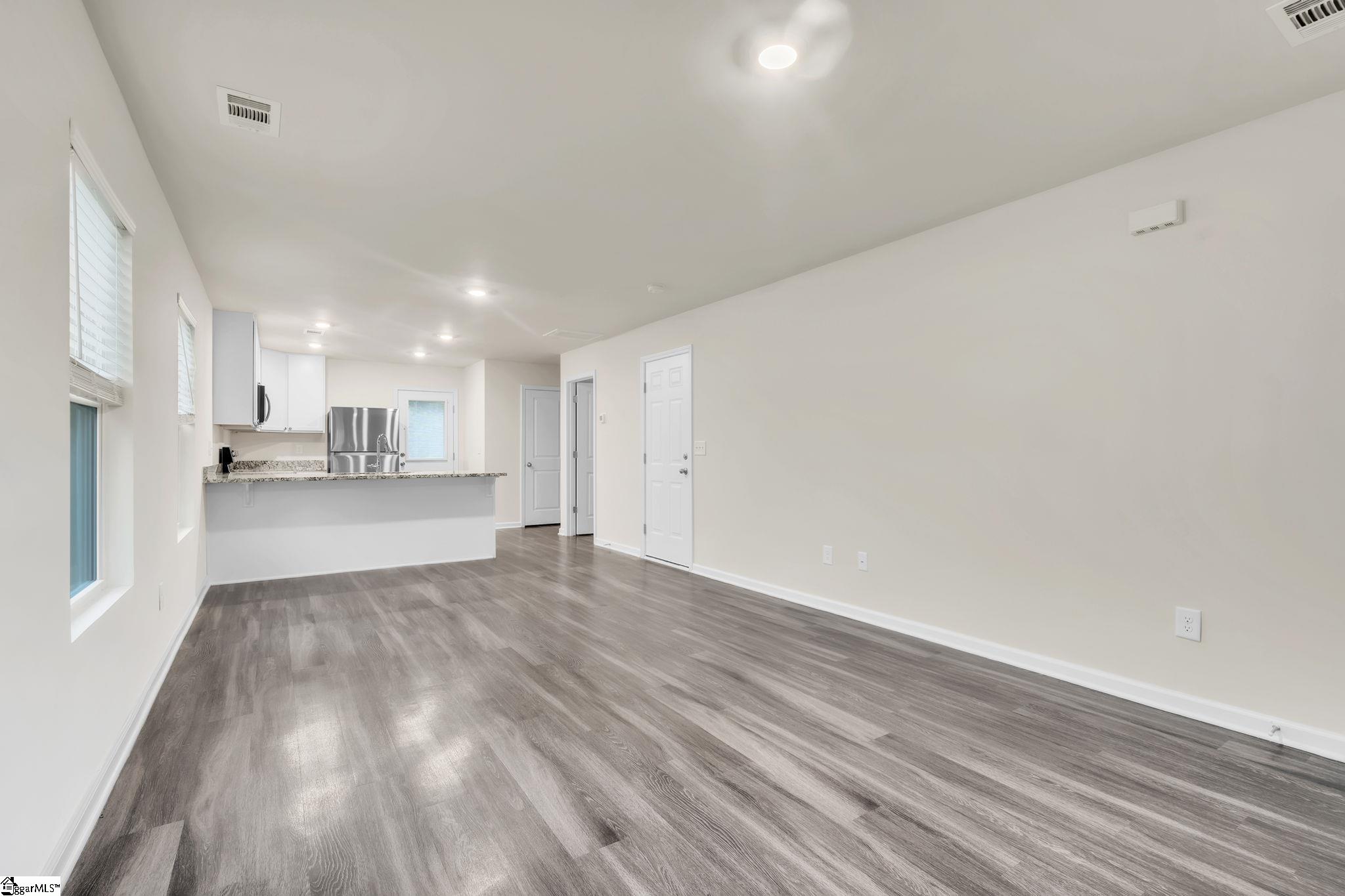 2 Anchor Road Greenville, SC 29617