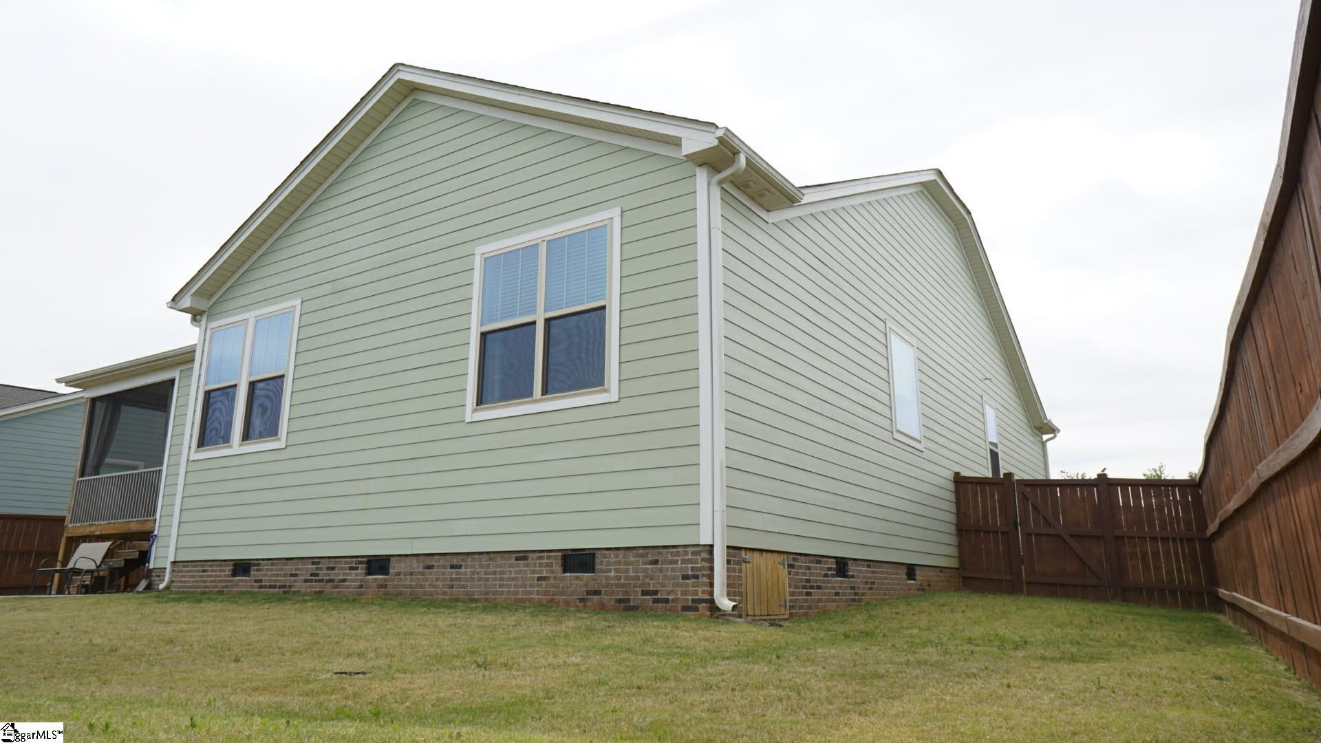 315 Glendon Street Greer, SC 29651