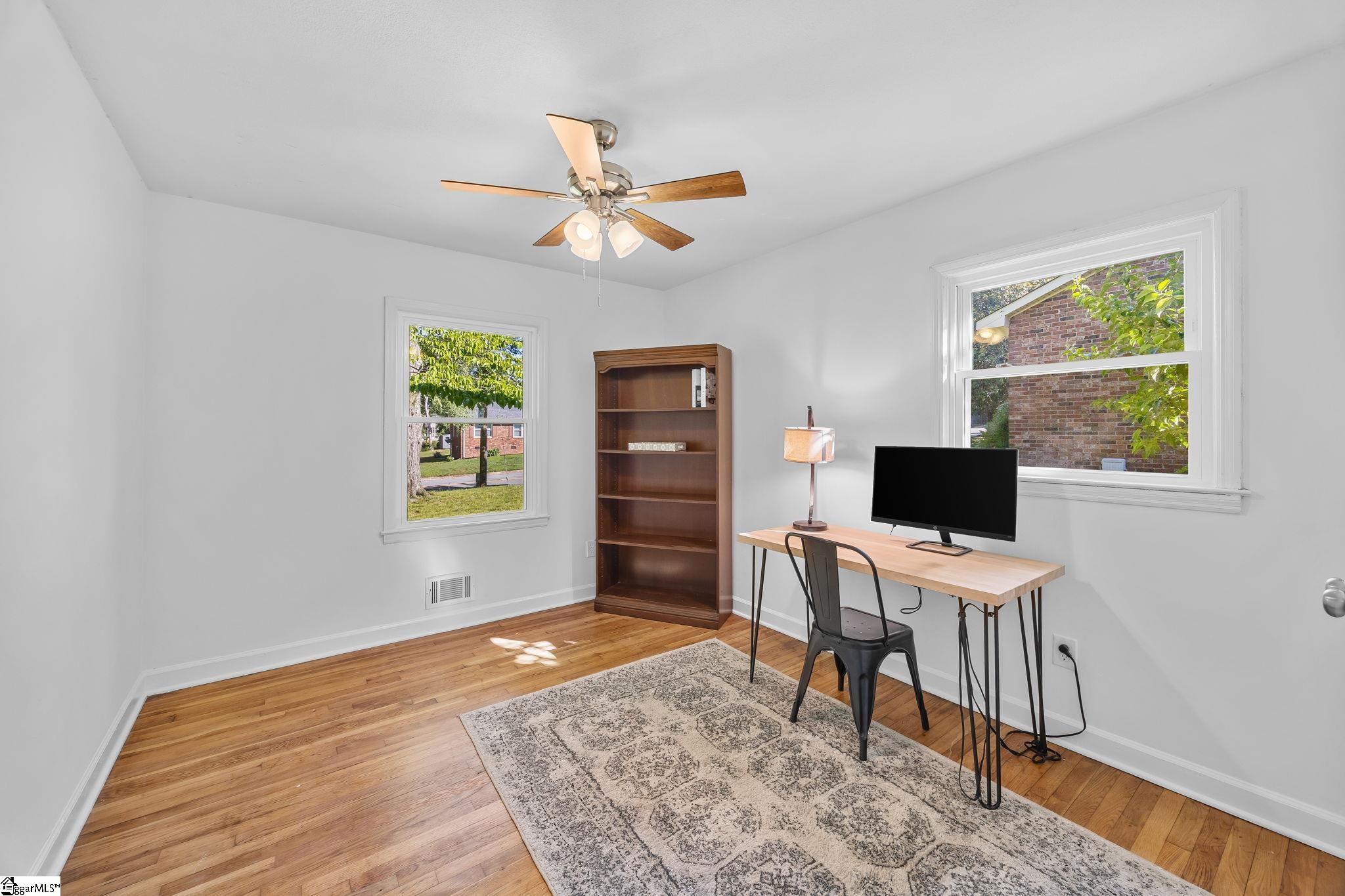 737 Lucerne Drive Spartanburg, SC 29302